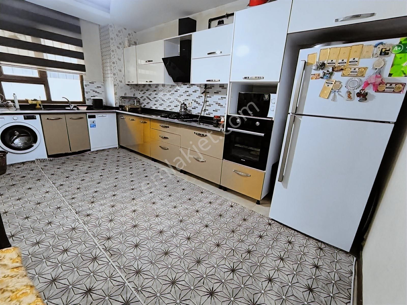 World İlkevim'den Doğukent Köşe Başı Geniş Ve Modern 4+1 Daire - Görsel 16