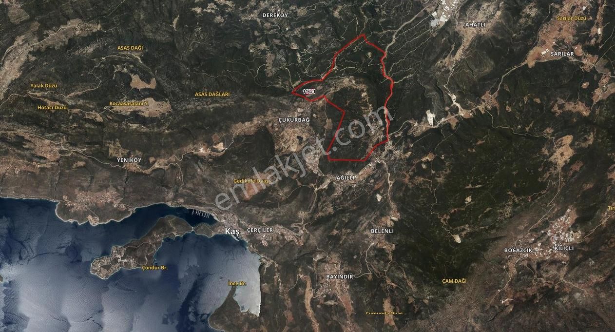 Kaş Pınarbaşı Mevkiinde Müstakil 14853 M2 Tarla