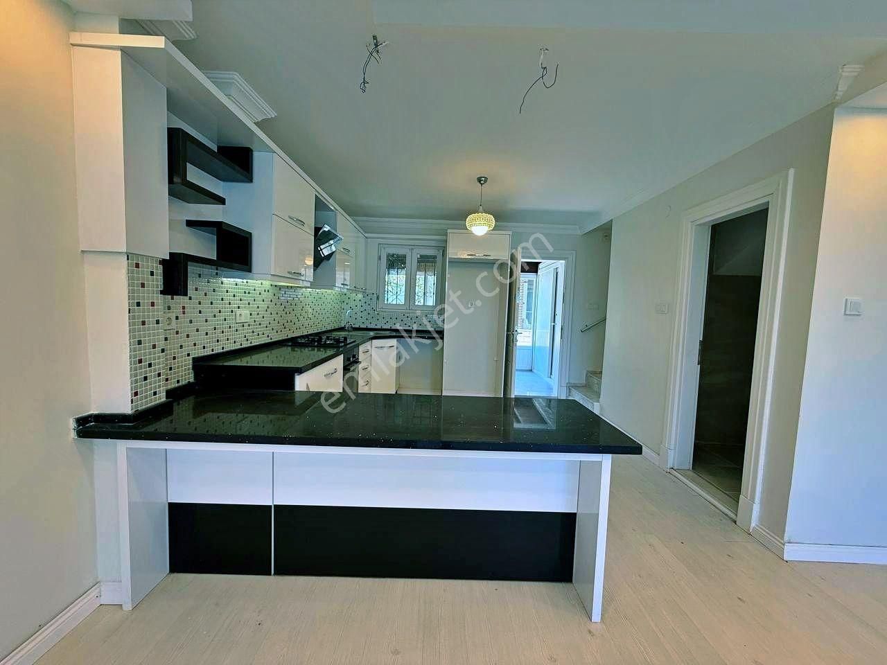 Uytundan Gürede Denize 100 Metre 2+1 Satılık Villa - Görsel 32