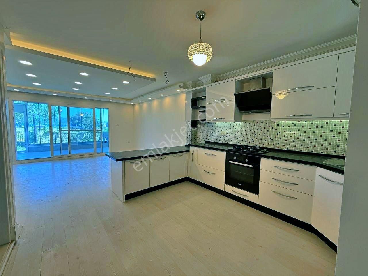 Uytundan Gürede Denize 100 Metre 2+1 Satılık Villa - Görsel 2