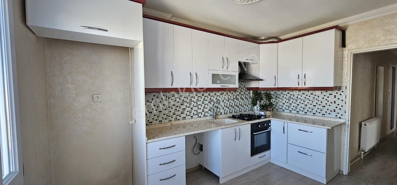 Yeni Mahallede Kiralık 3+1 Daire - Görsel 12