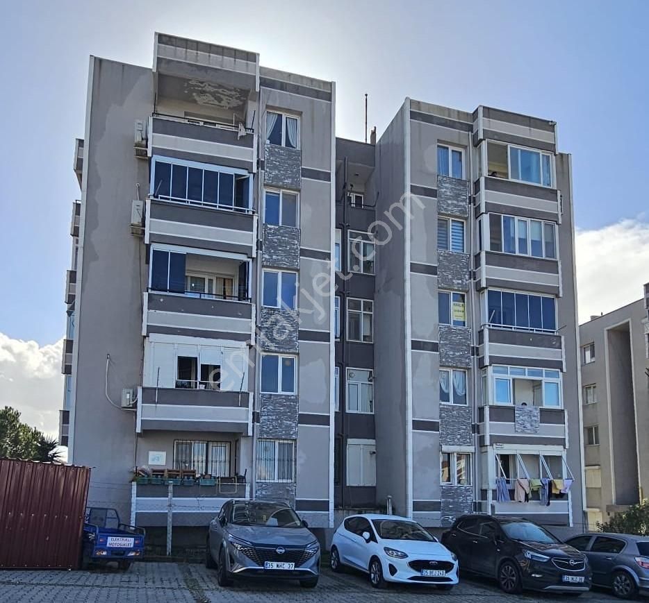 Yeni Mahallede Kiralık 3+1 Daire