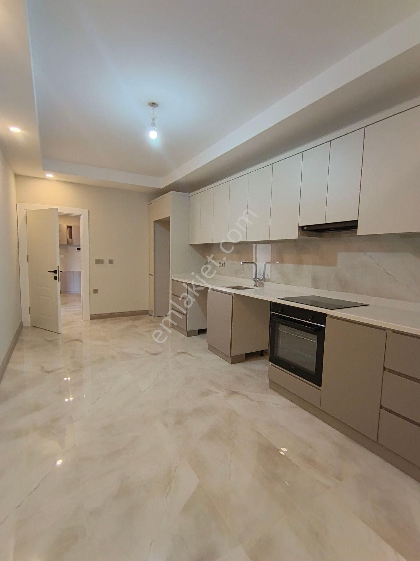 Ilıca'da Satılık 4+1 Dev Dubleks Daire .