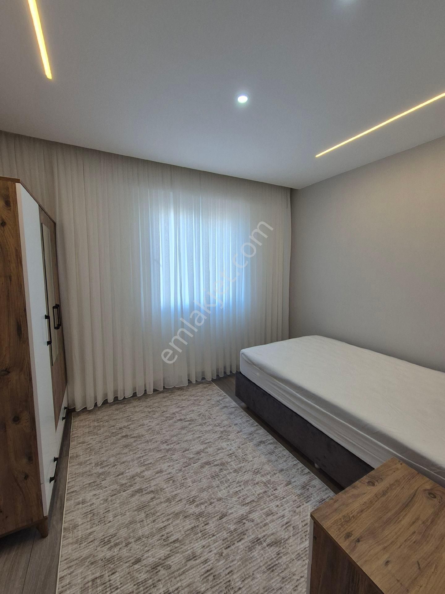 Gültepe'de 1+1 Full Ve Sıfır Eşyalı Antreli Balkonlu Site İçi Kiralık Daire - Görsel 11