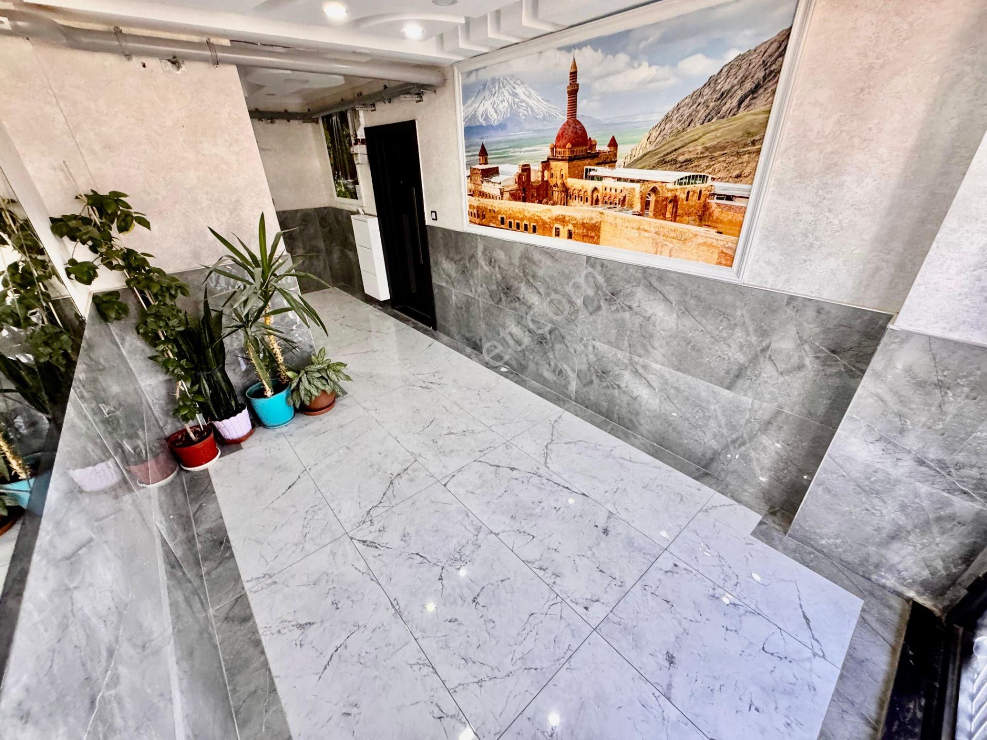 ▓karabuluttan▓lüx Tasarım Kapalı Otoparklı & 2 Yaşında 2+1 Satılık Daire - Görsel 13