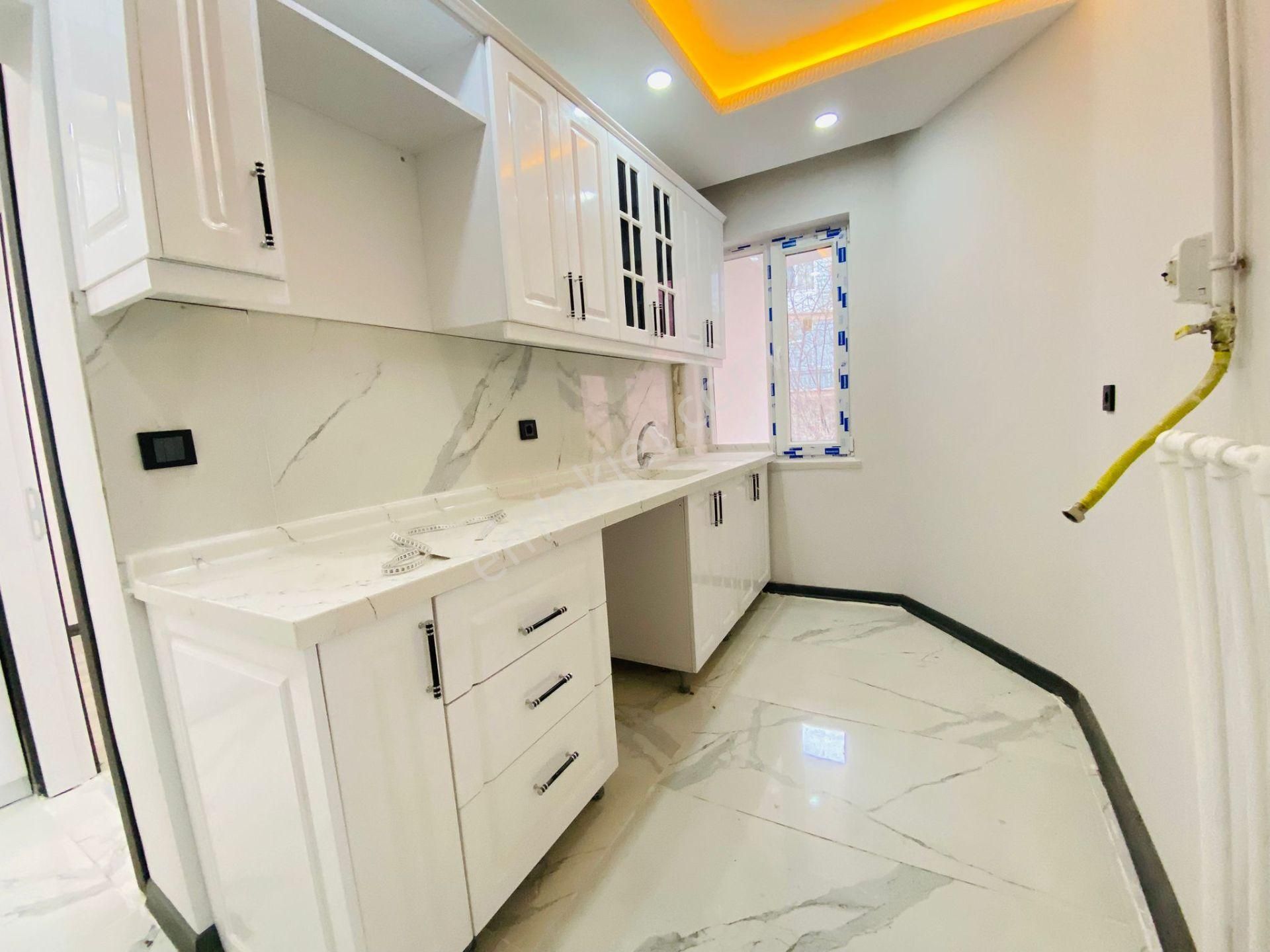 Ertuğrulgazi'de Full Yapılı 1.katta Satılık 3+1 Daire !!! - Görsel 18