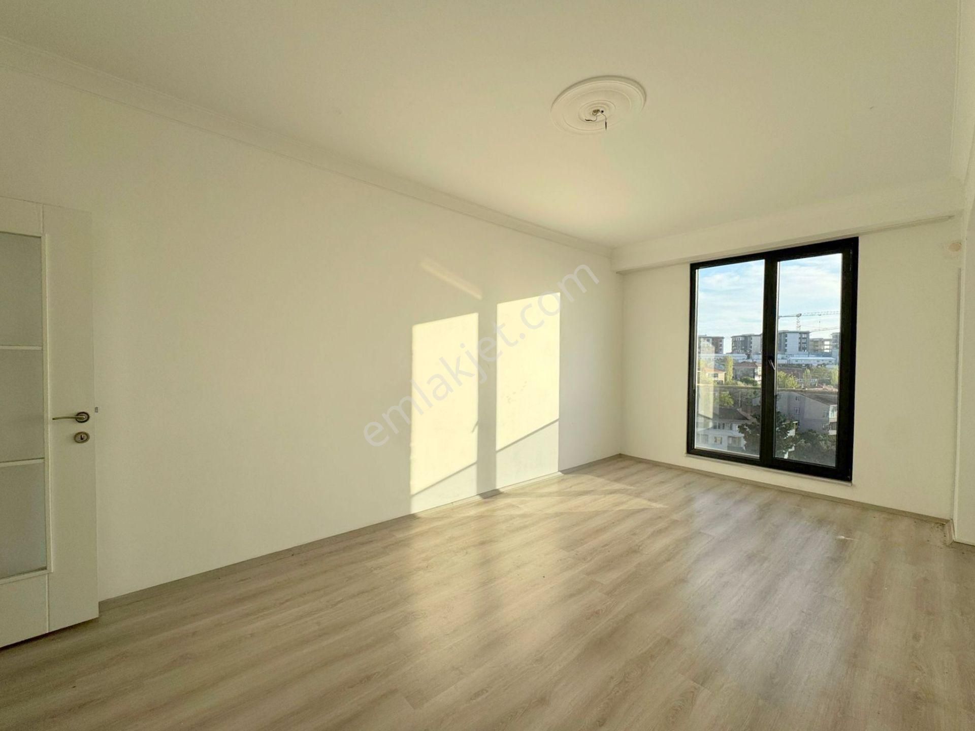 Mertcan'dan Dumlupınar Mah.iskanlı 2+1 Ara Kat Daire