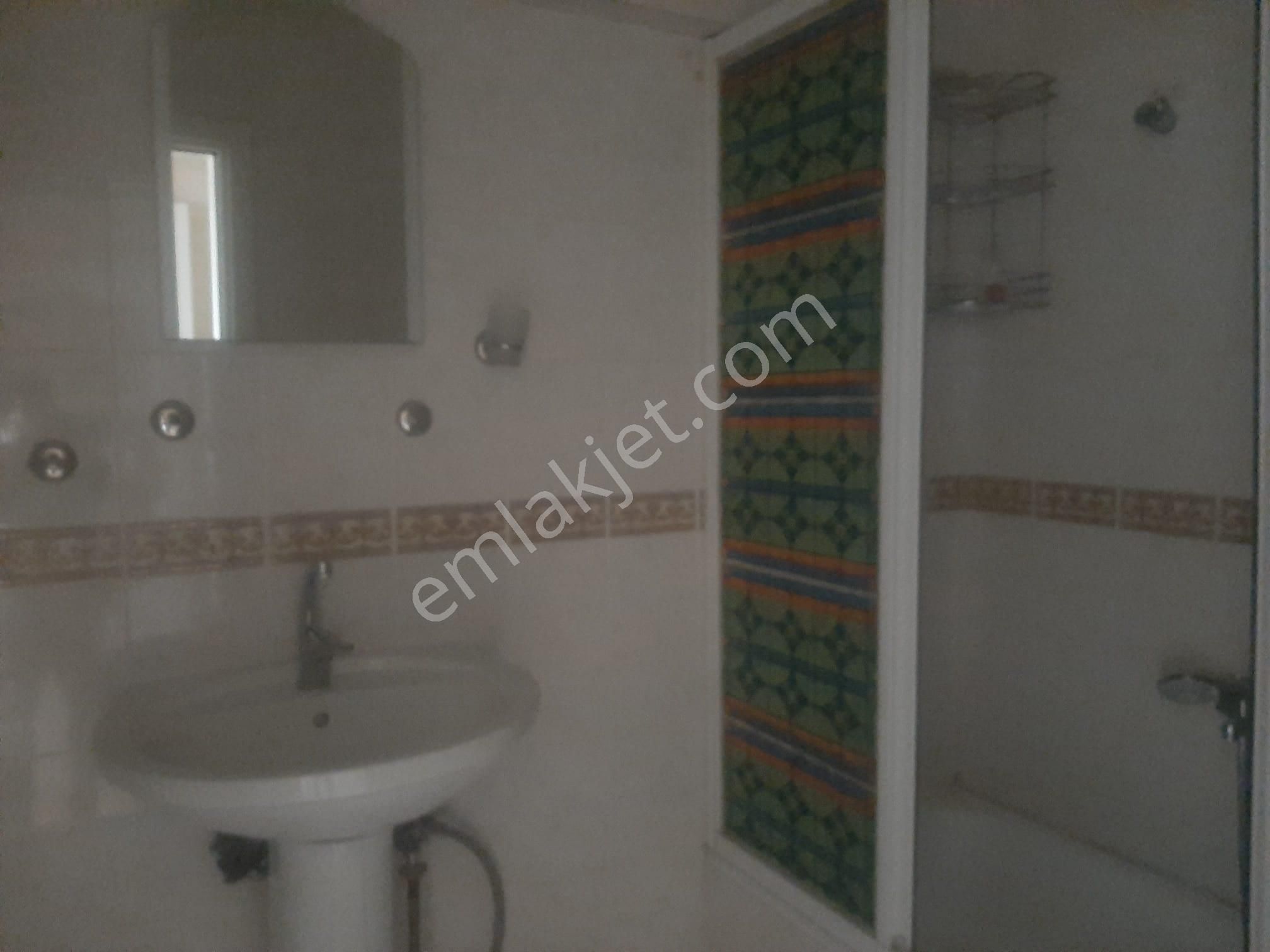 Fem Emlak'tan Zeyniler Caddesinde 2+1 Kombili Ferah Daire - Görsel 12