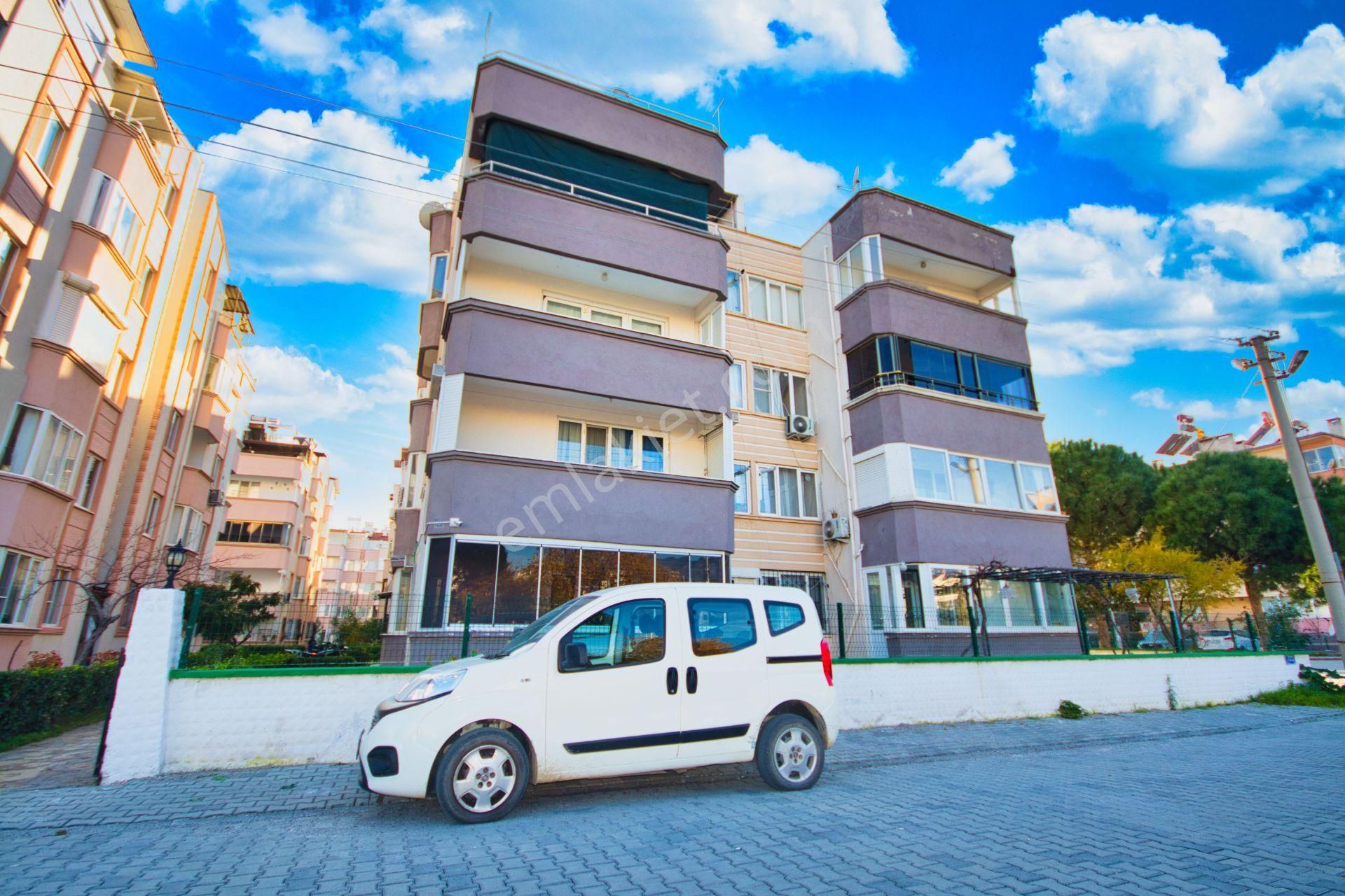 🟥⬛aktif'ten Akçay Merkezde Müstakil Yaşam Tadında;geniş Bahçe Kullanımlı Ayrı Mutfaklı 2+1 Daire