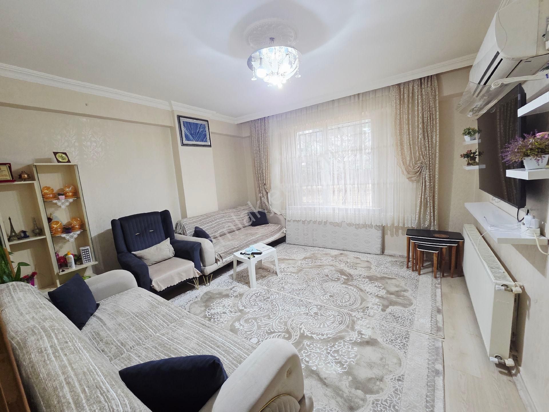 Karaköprü Seyrantepede Satılık Full 3+1 Giriş Kat Daire