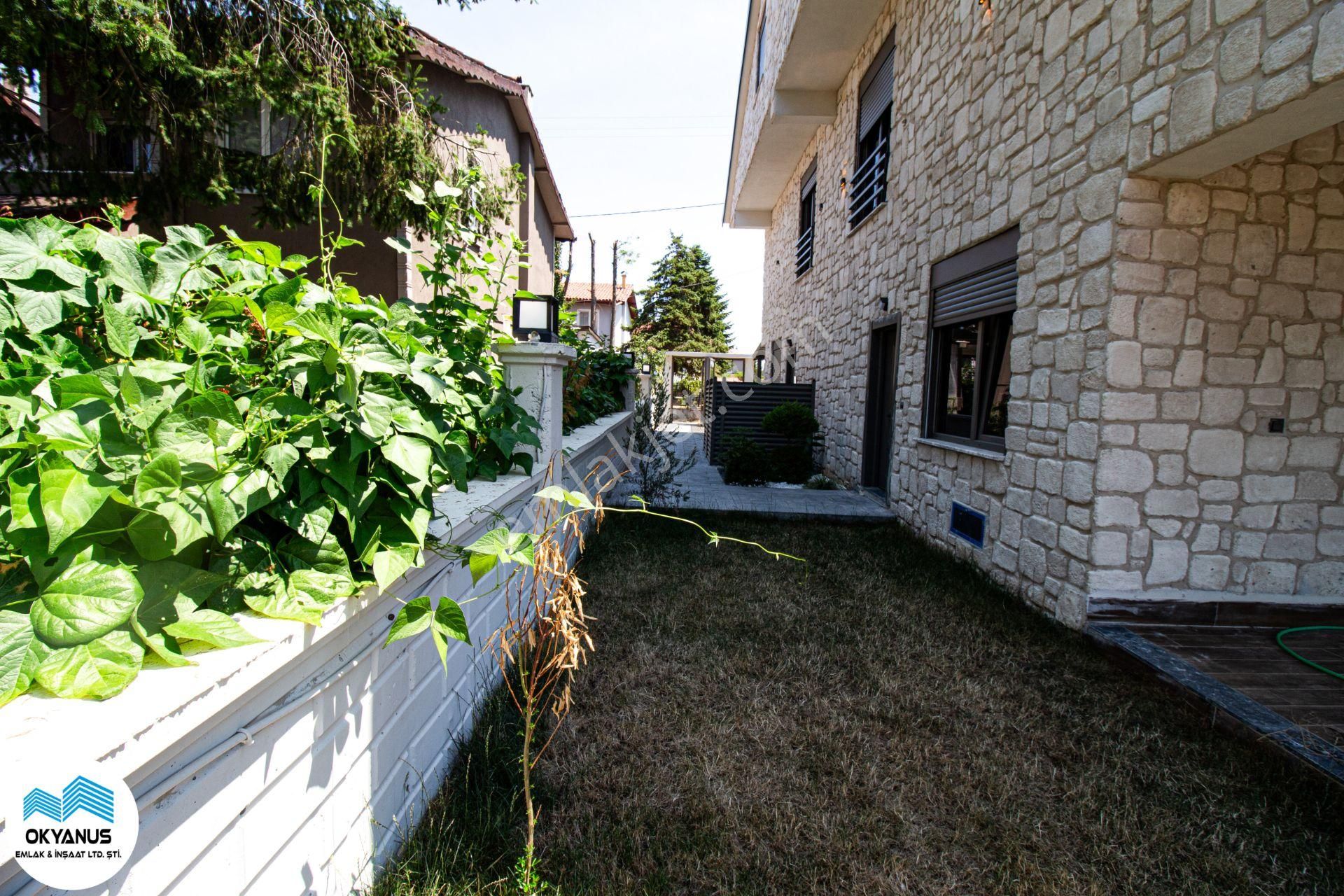 Sakarya Kocaalide Müstakil Bahçe Kullanımlı Villa!!! - Görsel 35