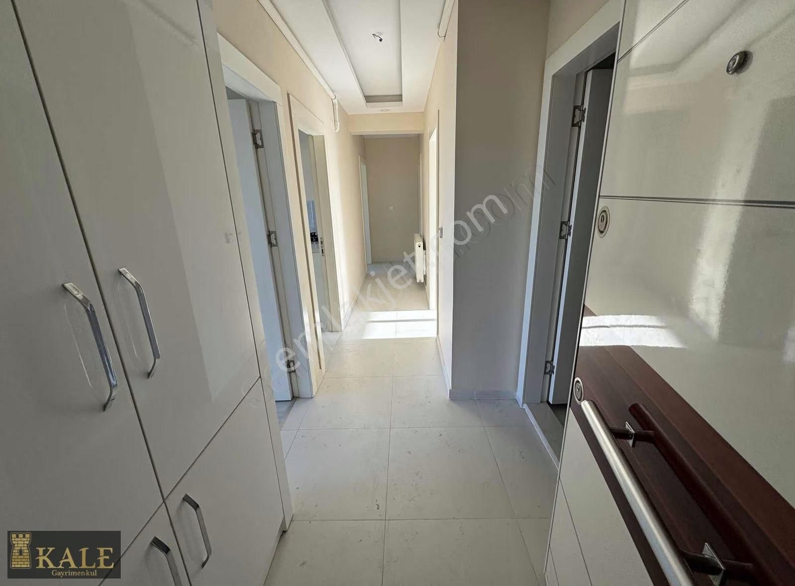 Kale'den Doğu Çevre Yolunda Geniş Satılık 3+1 Daire - Görsel 9
