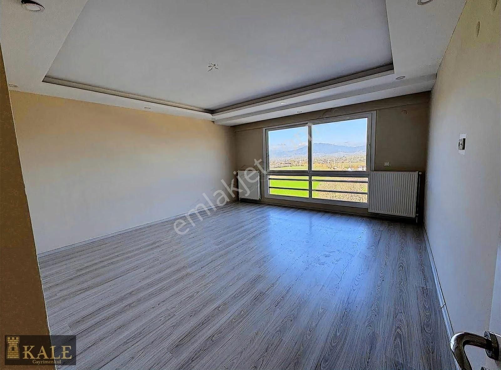 Kale'den Doğu Çevre Yolunda Geniş Satılık 3+1 Daire - Görsel 2