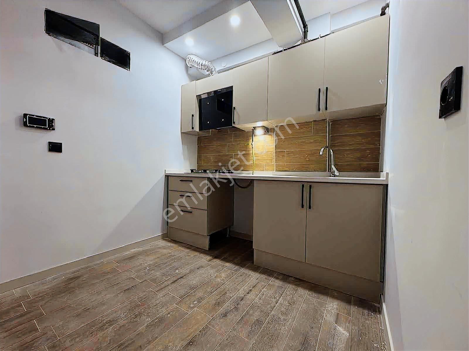 Sütlüce Mh İçem Kapısı Yanı Ayrımutfaklı Geniş Kiralık 1+1 Daire - Görsel 3