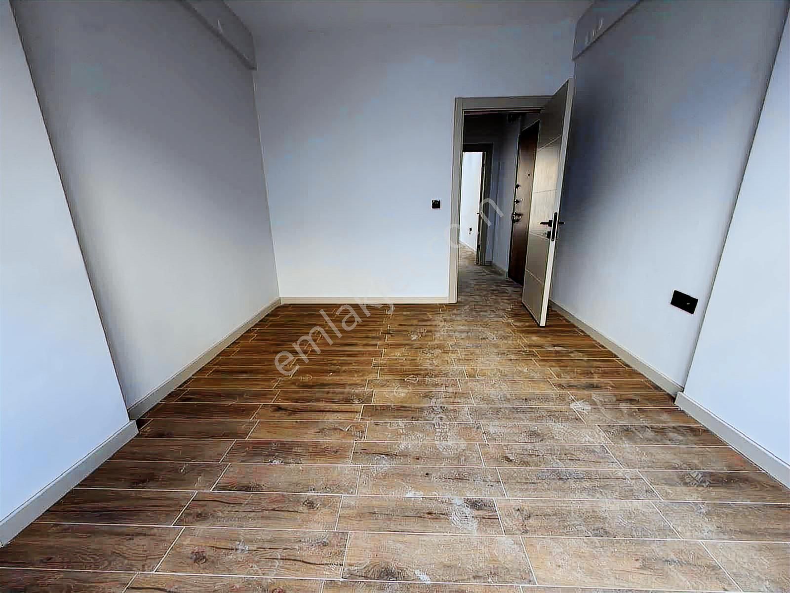 Sütlüce Mh İçem Kapısı Yanı Ayrımutfaklı Geniş Kiralık 1+1 Daire - Görsel 9