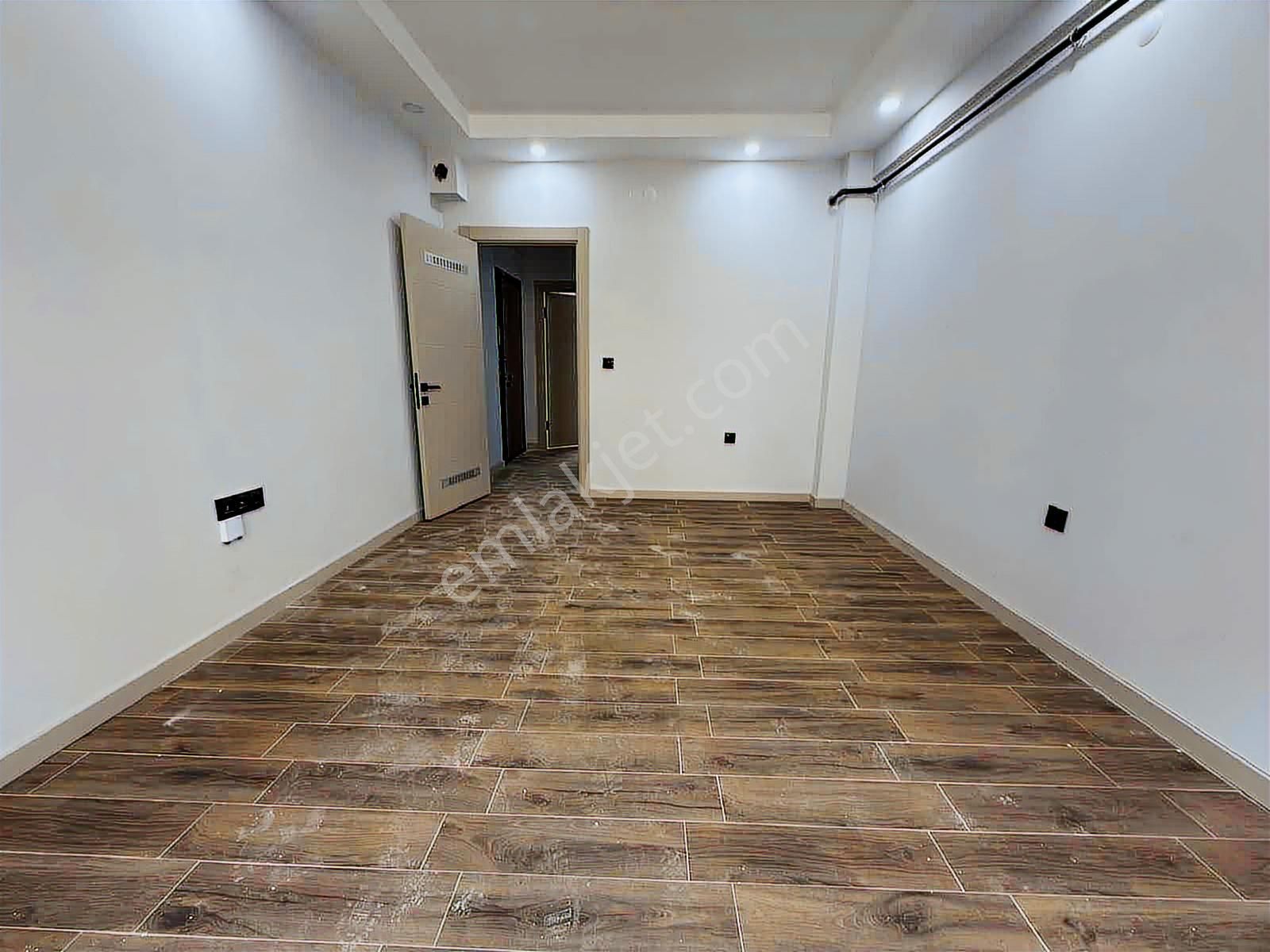 Sütlüce Mh İçem Kapısı Yanı Ayrımutfaklı Geniş Kiralık 1+1 Daire - Görsel 18