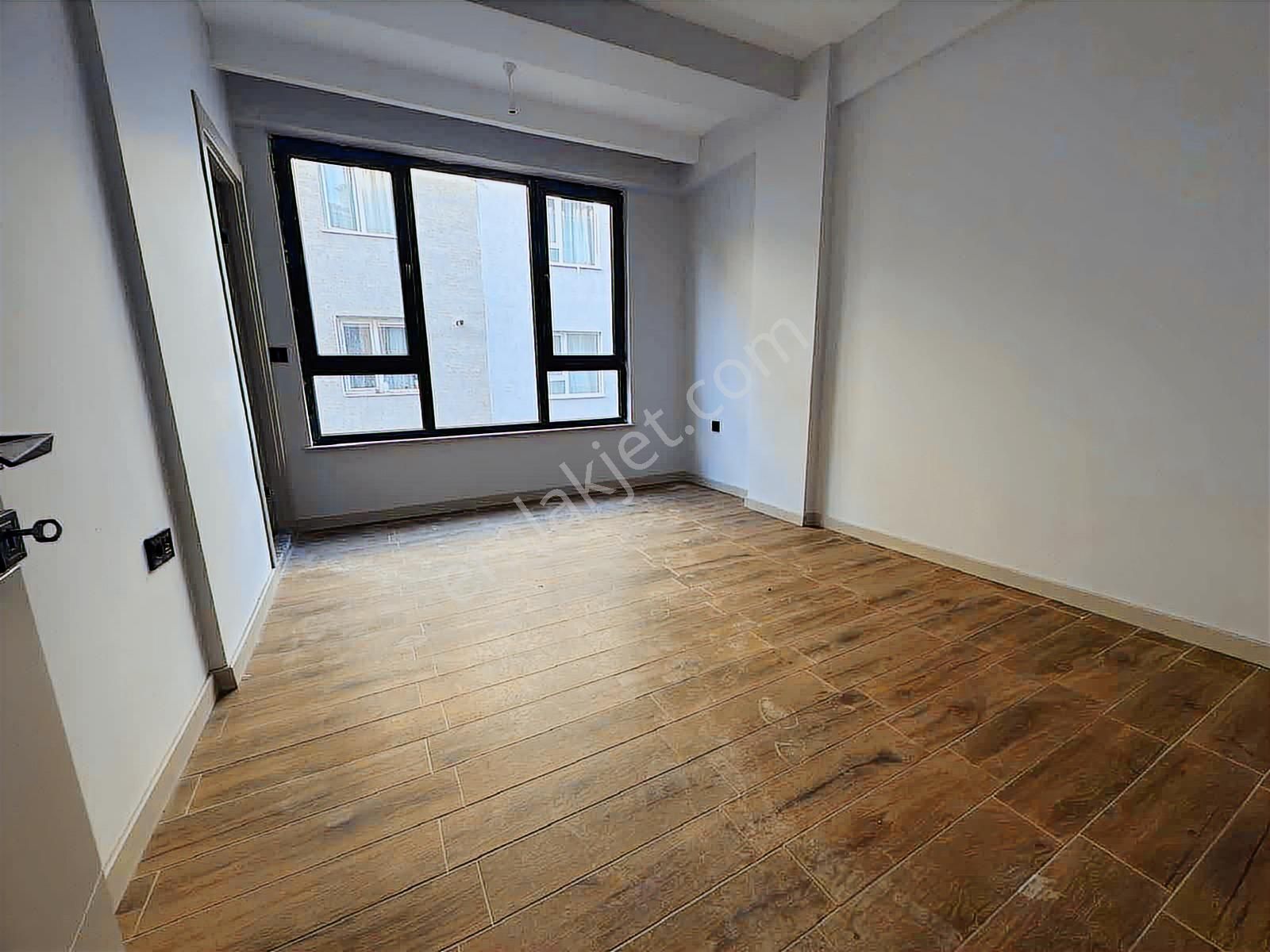 Sütlüce Mh İçem Kapısı Yanı Ayrımutfaklı Geniş Kiralık 1+1 Daire - Görsel 12