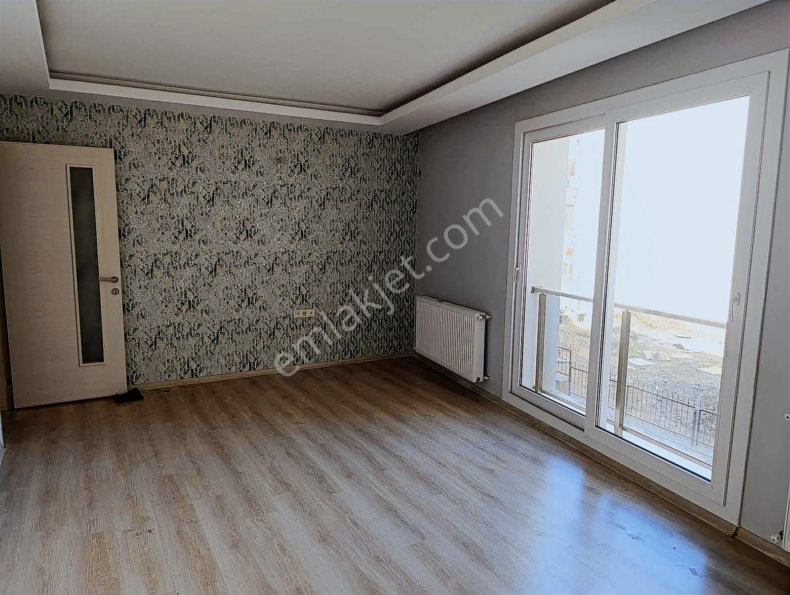 Genç Bina Arakat Cadde Üstü 3+1 Asansörlü Satılık Daire