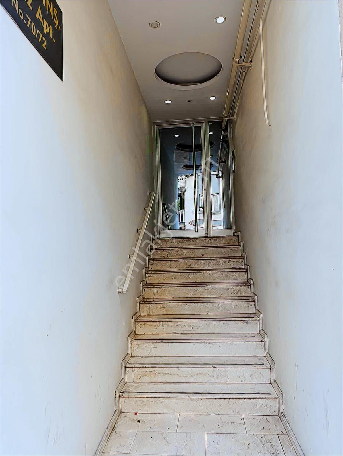 Genç Bina Arakat Cadde Üstü 3+1 Asansörlü Satılık Daire - Görsel 33