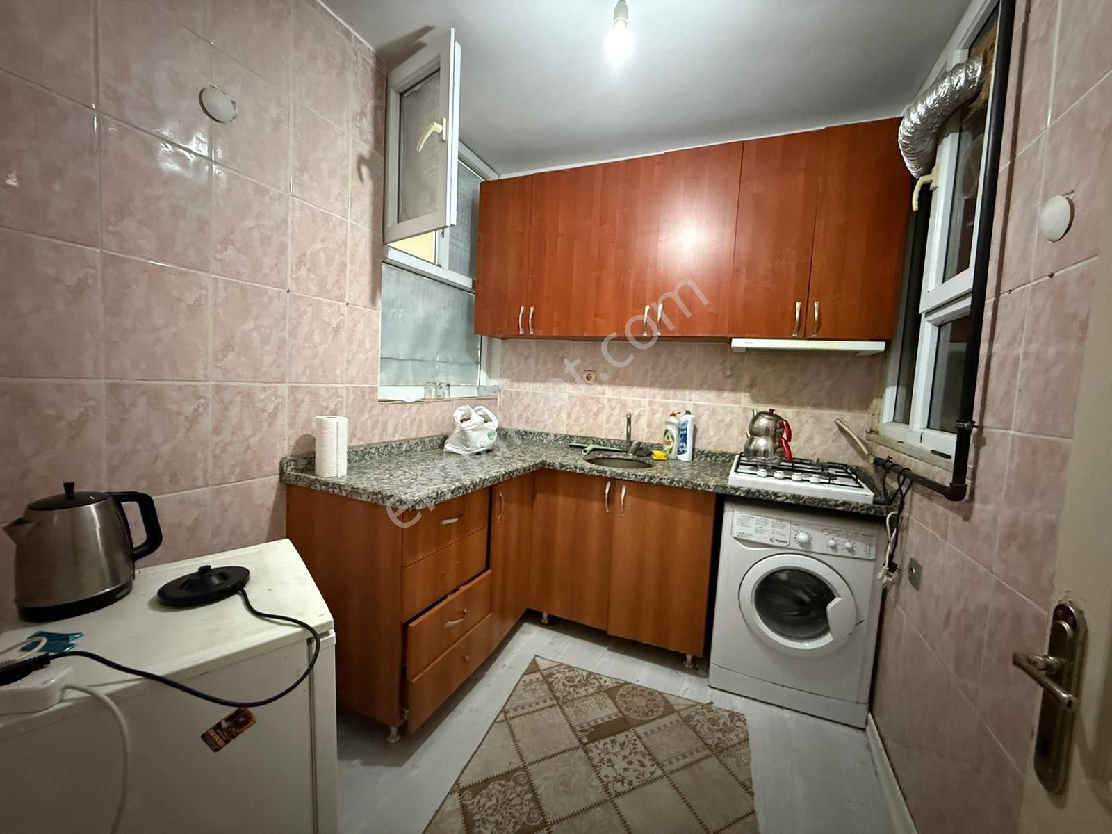 Kıraç Merkez'de Satılık 3+1 Balkonlu 125 M² İskanlı Arakat Daire - Görsel 9