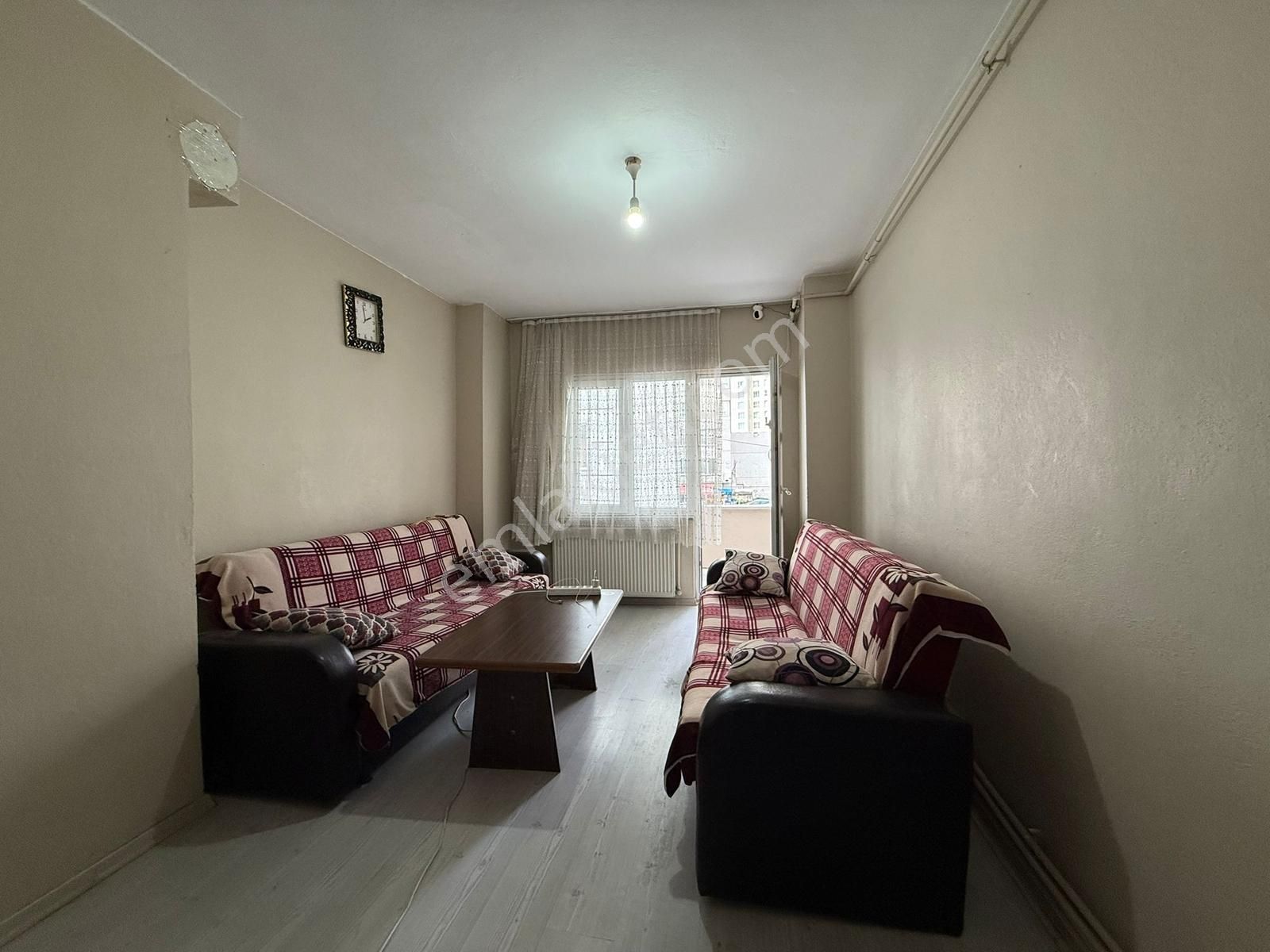 Kıraç Merkez'de Satılık 3+1 Balkonlu 125 M² İskanlı Arakat Daire - Görsel 15