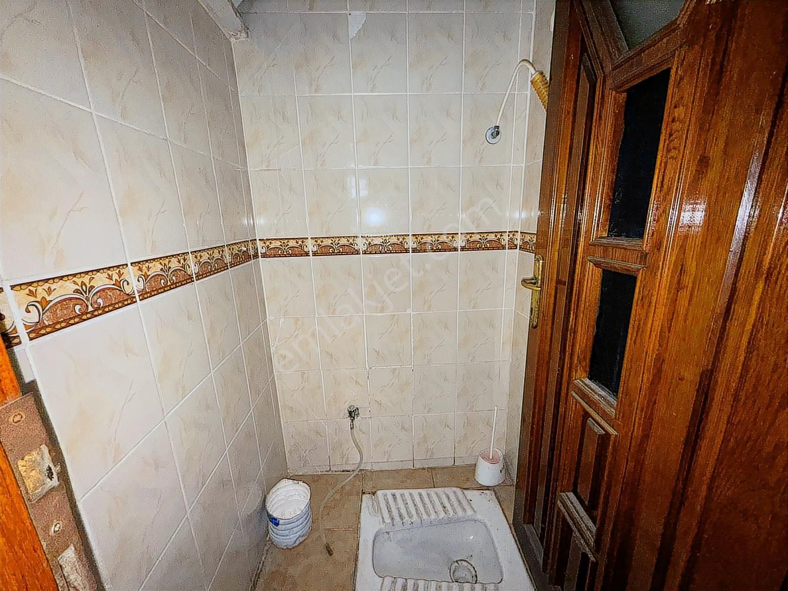 Kıraç Şehitler Mah'de 2+1 85 M² Satılık Eşyalı Çatı Katı Daire ! - Görsel 8