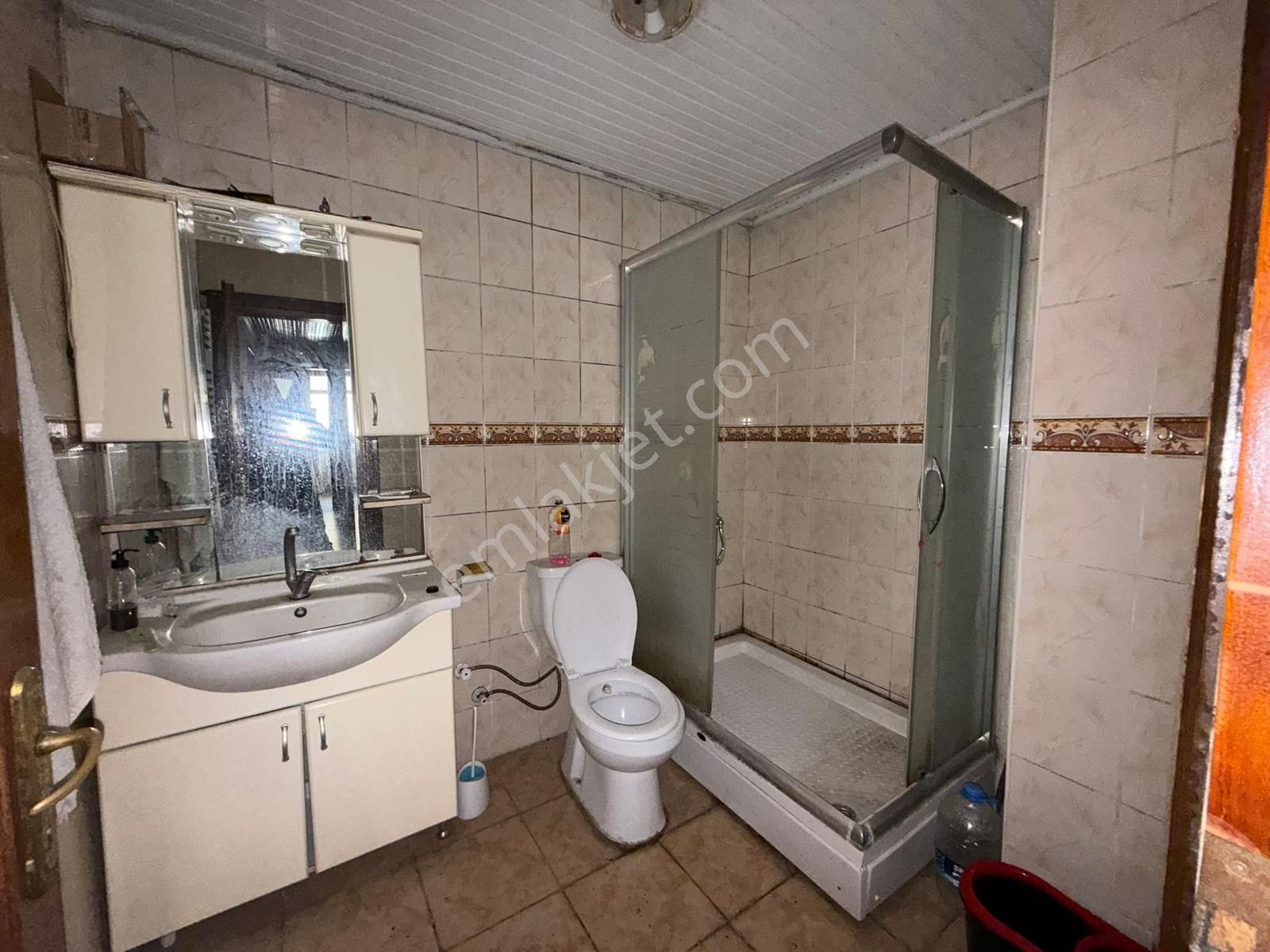 Kıraç Şehitler Mah'de 2+1 85 M² Satılık Eşyalı Çatı Katı Daire ! - Görsel 9