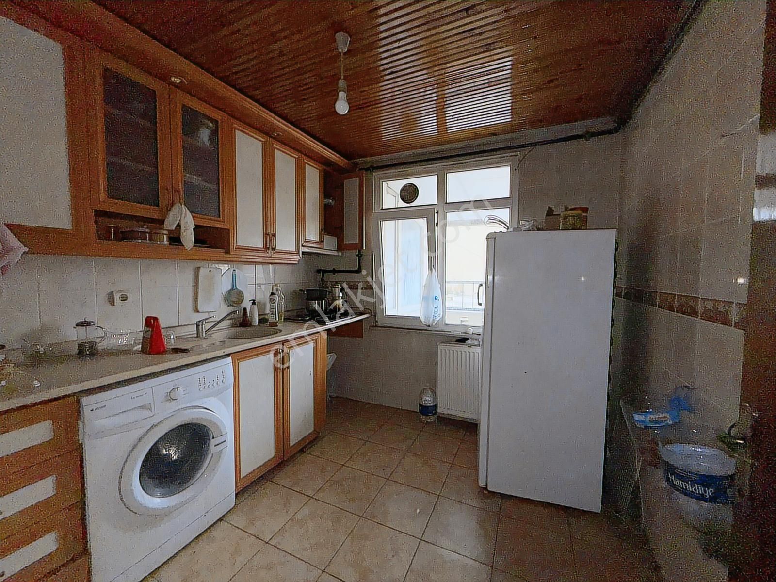 Kıraç Şehitler Mah'de 2+1 85 M² Satılık Eşyalı Çatı Katı Daire ! - Görsel 4