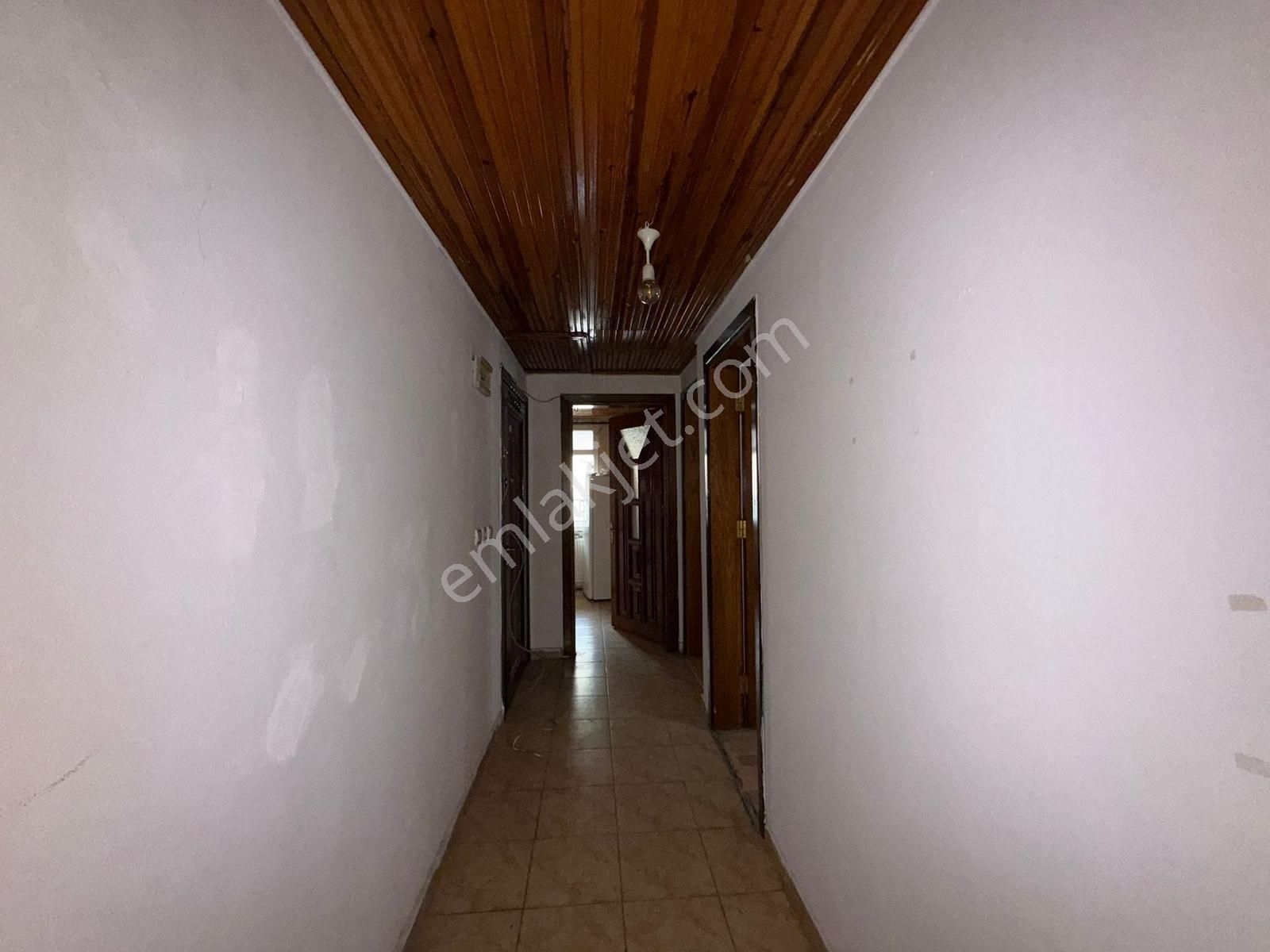 Kıraç Şehitler Mah'de 2+1 85 M² Satılık Eşyalı Çatı Katı Daire ! - Görsel 14