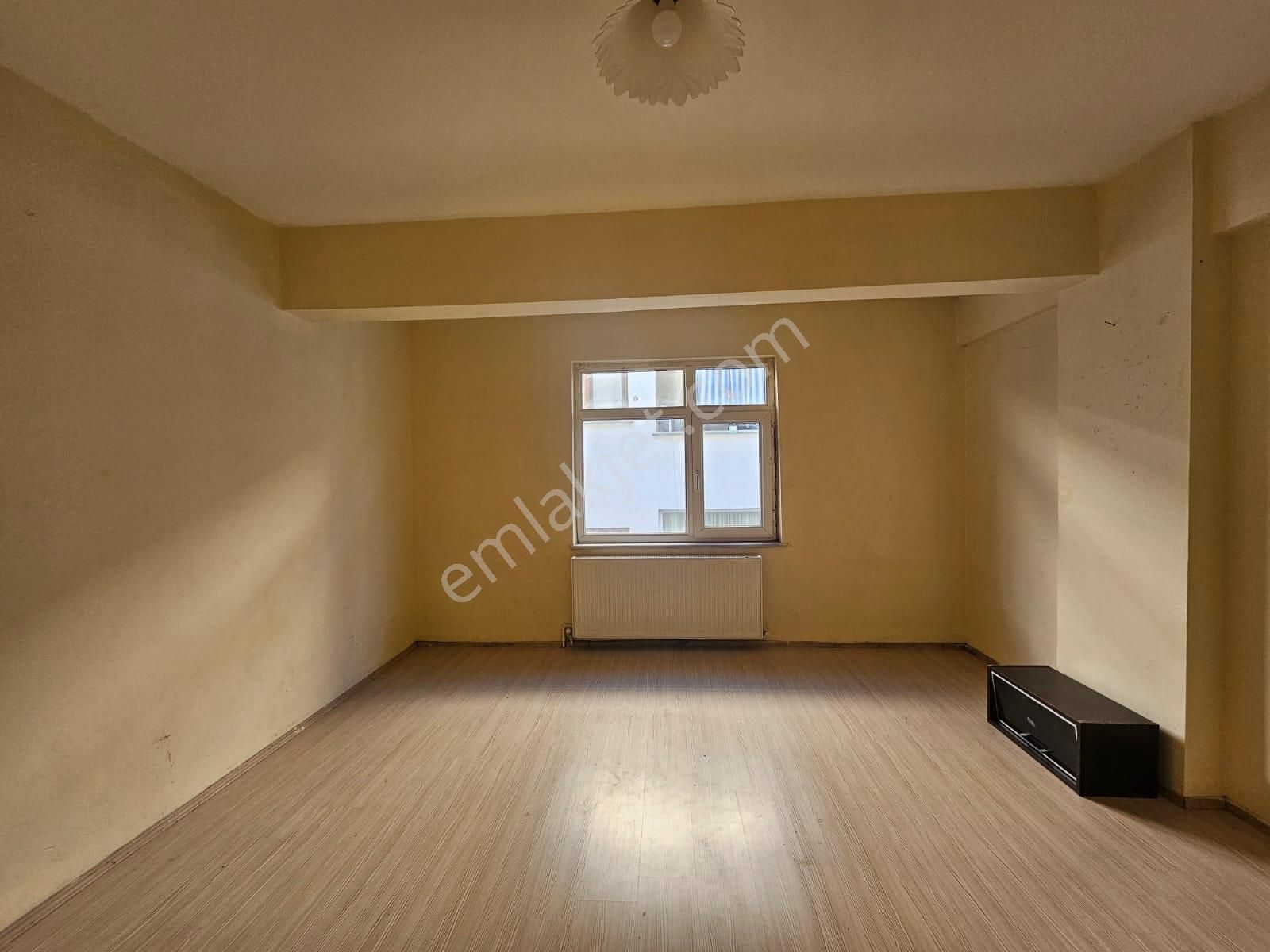Kiralık Orhangazi Mah'de 3+1 150 M² Balkonlu 3. Kat Daire !!! - Görsel 8