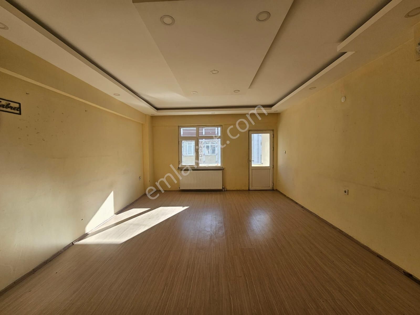 Kiralık Orhangazi Mah'de 3+1 150 M² Balkonlu 3. Kat Daire !!! - Görsel 9