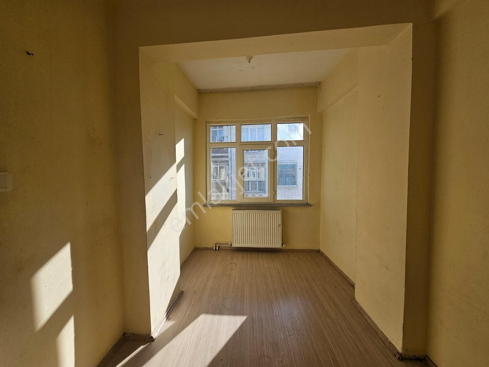 Kiralık Orhangazi Mah'de 3+1 150 M² Balkonlu 3. Kat Daire !!! - Görsel 11