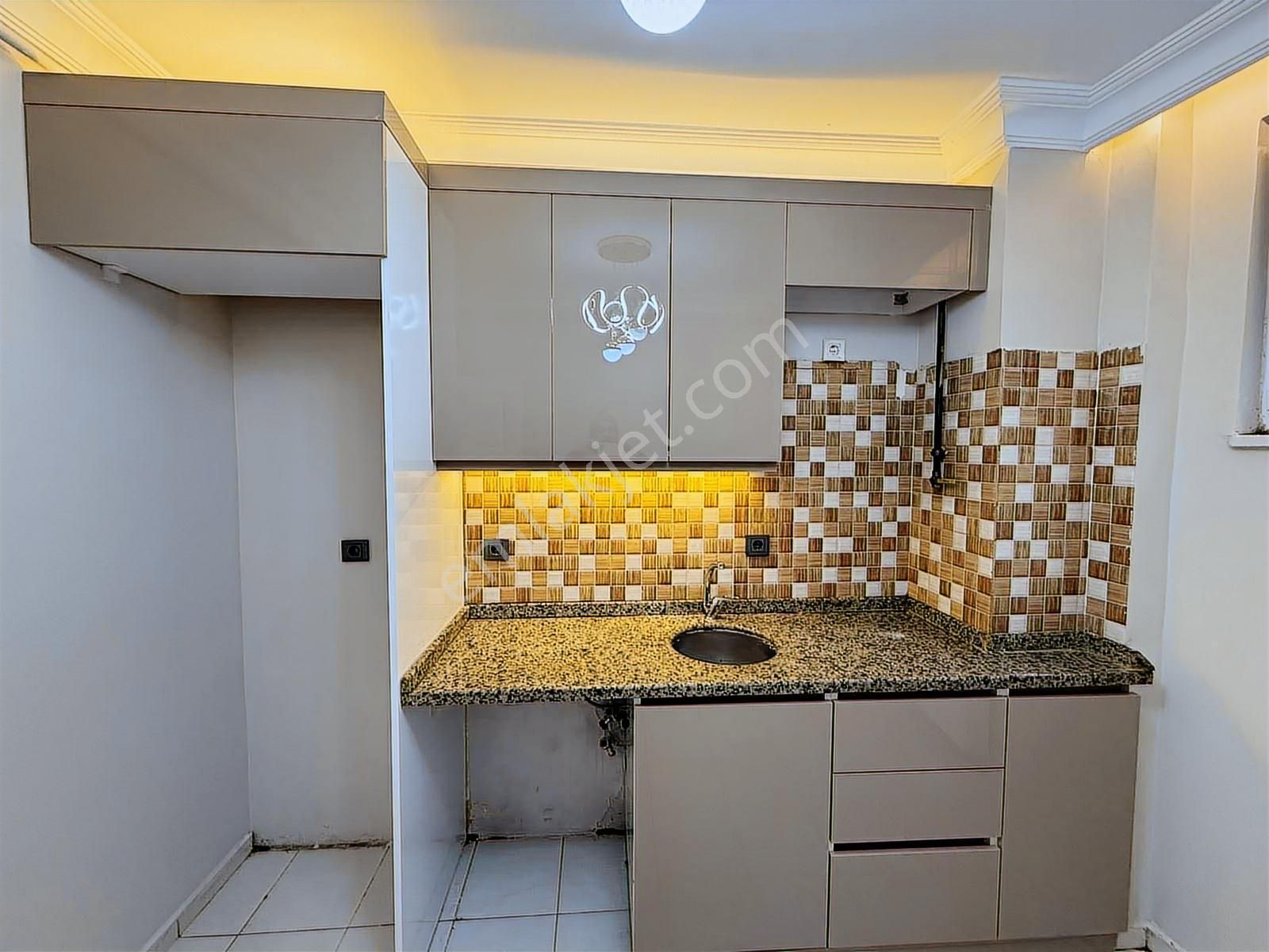 Bağlarçeşme Mah'de 3+1 Giriş Emsali Dekorlu Bahçeli Fırsat Daire - Görsel 19