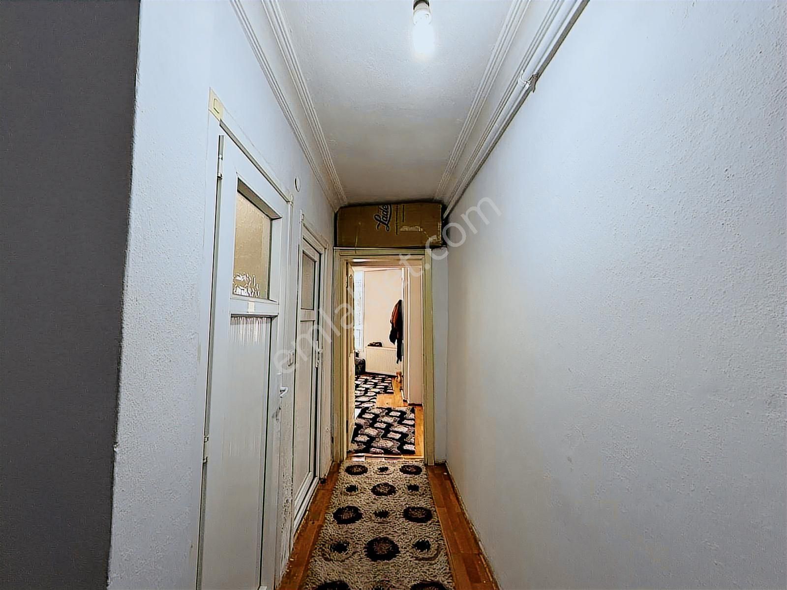 İstiklal Mah'de 2+1 Cumhuriyet Caddesi Üstü Arakat Asansörlü - Görsel 2