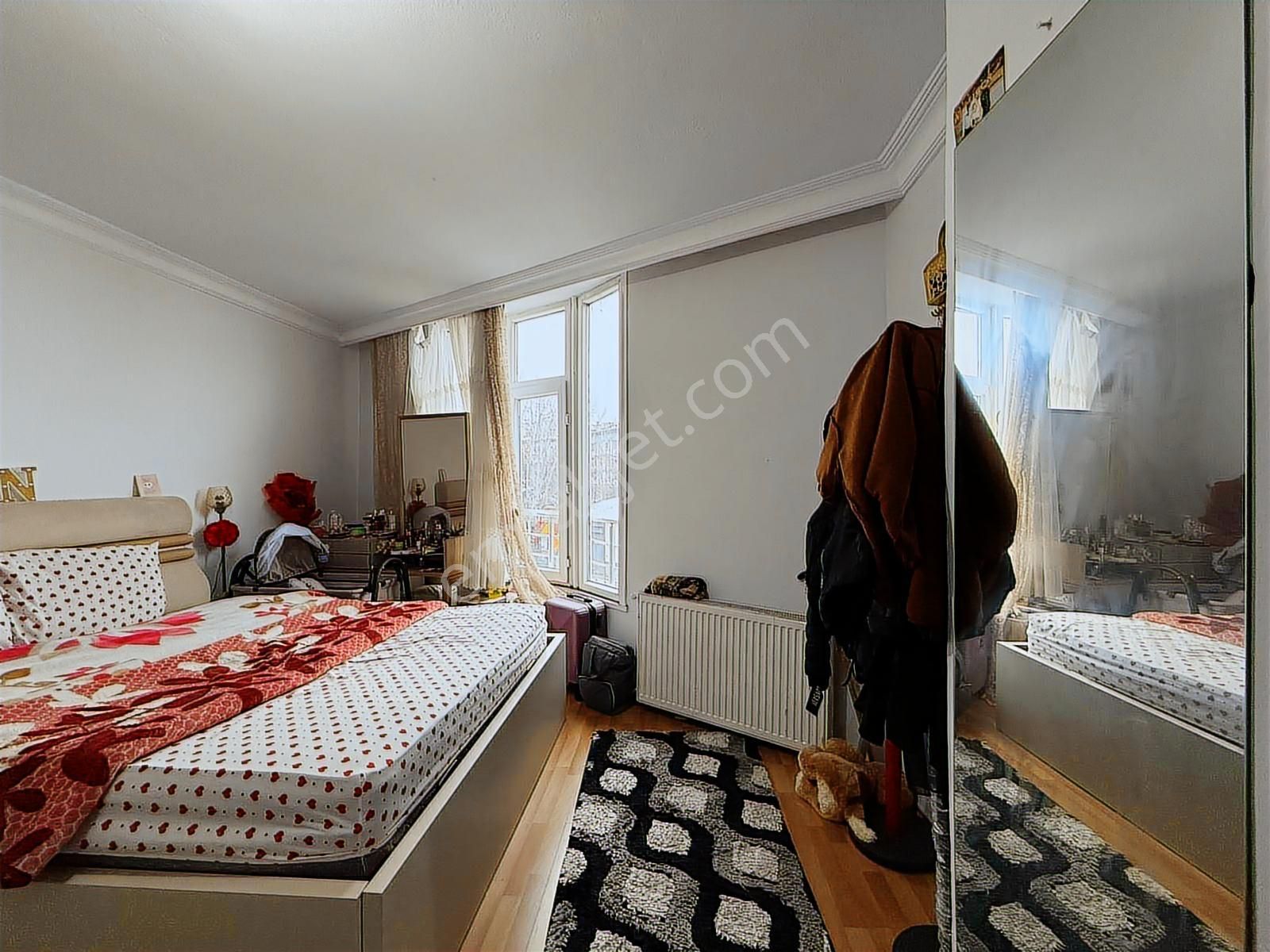 İstiklal Mah'de 2+1 Cumhuriyet Caddesi Üstü Arakat Asansörlü - Görsel 10