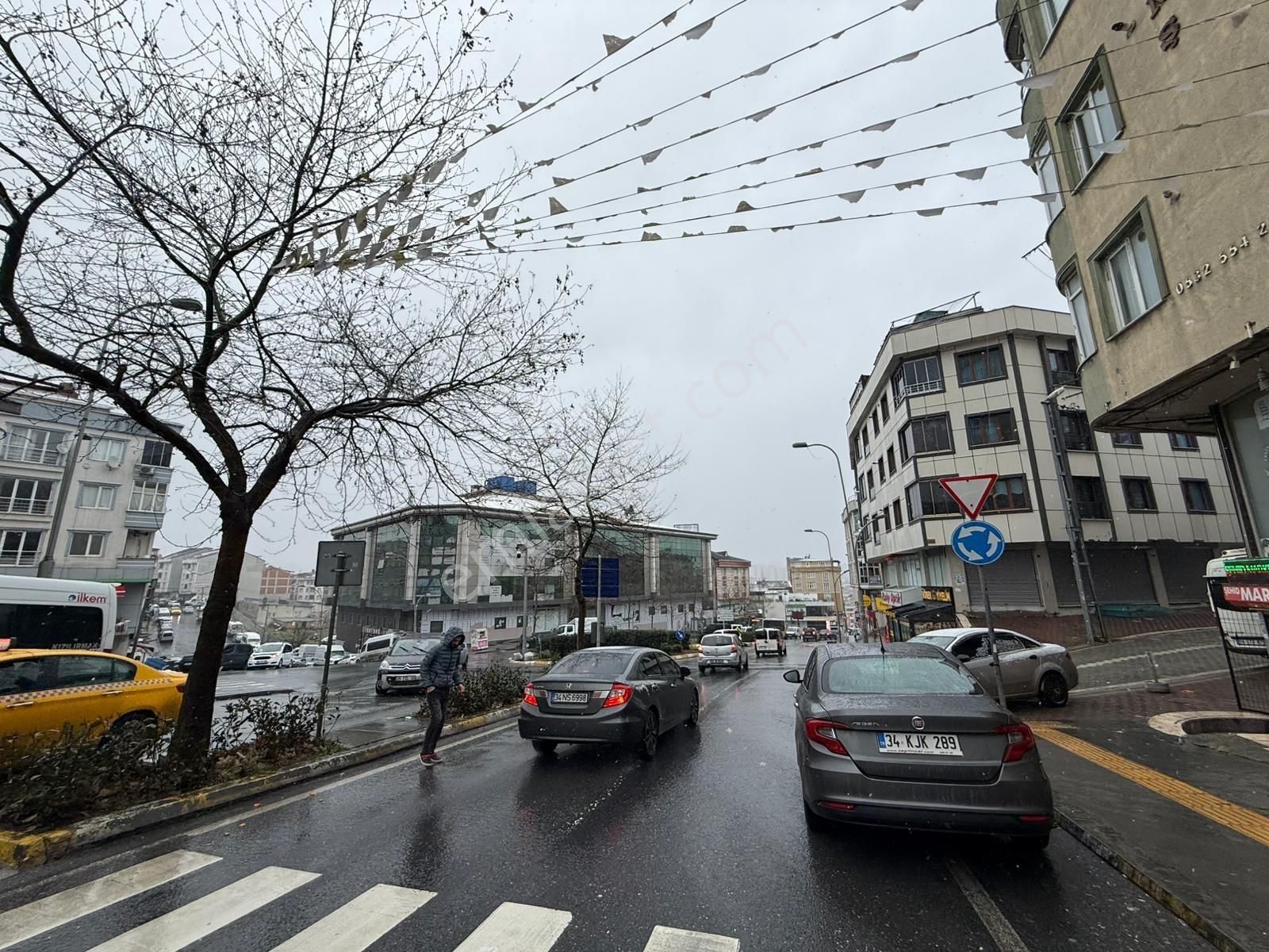 İstiklal Mah'de 2+1 Cumhuriyet Caddesi Üstü Arakat Asansörlü - Görsel 17