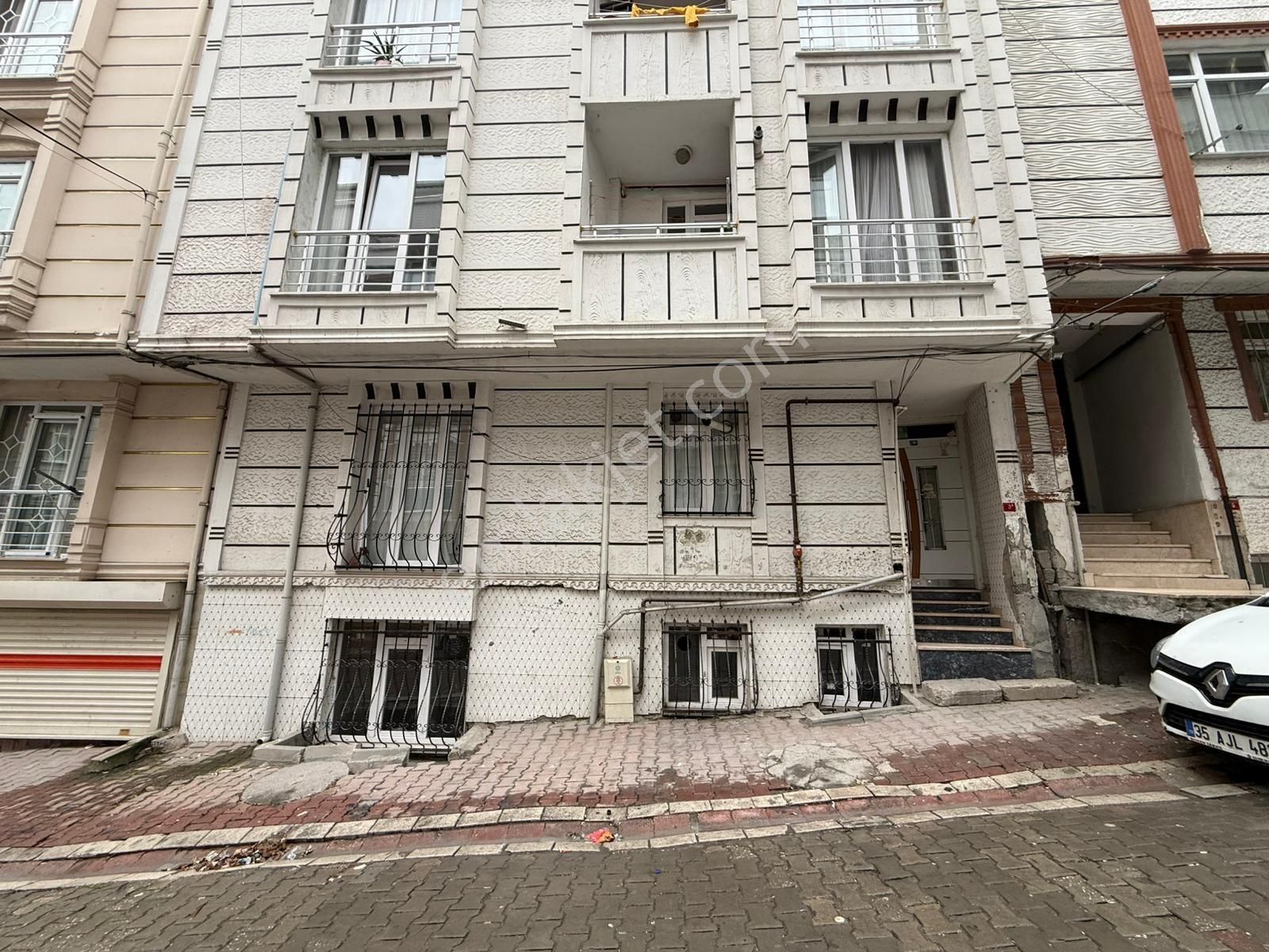 Kıraç Necip Fazıl'da 2+1 110 M² Bahçeli Tertemiz Bahçe Kat Daire - Görsel 2