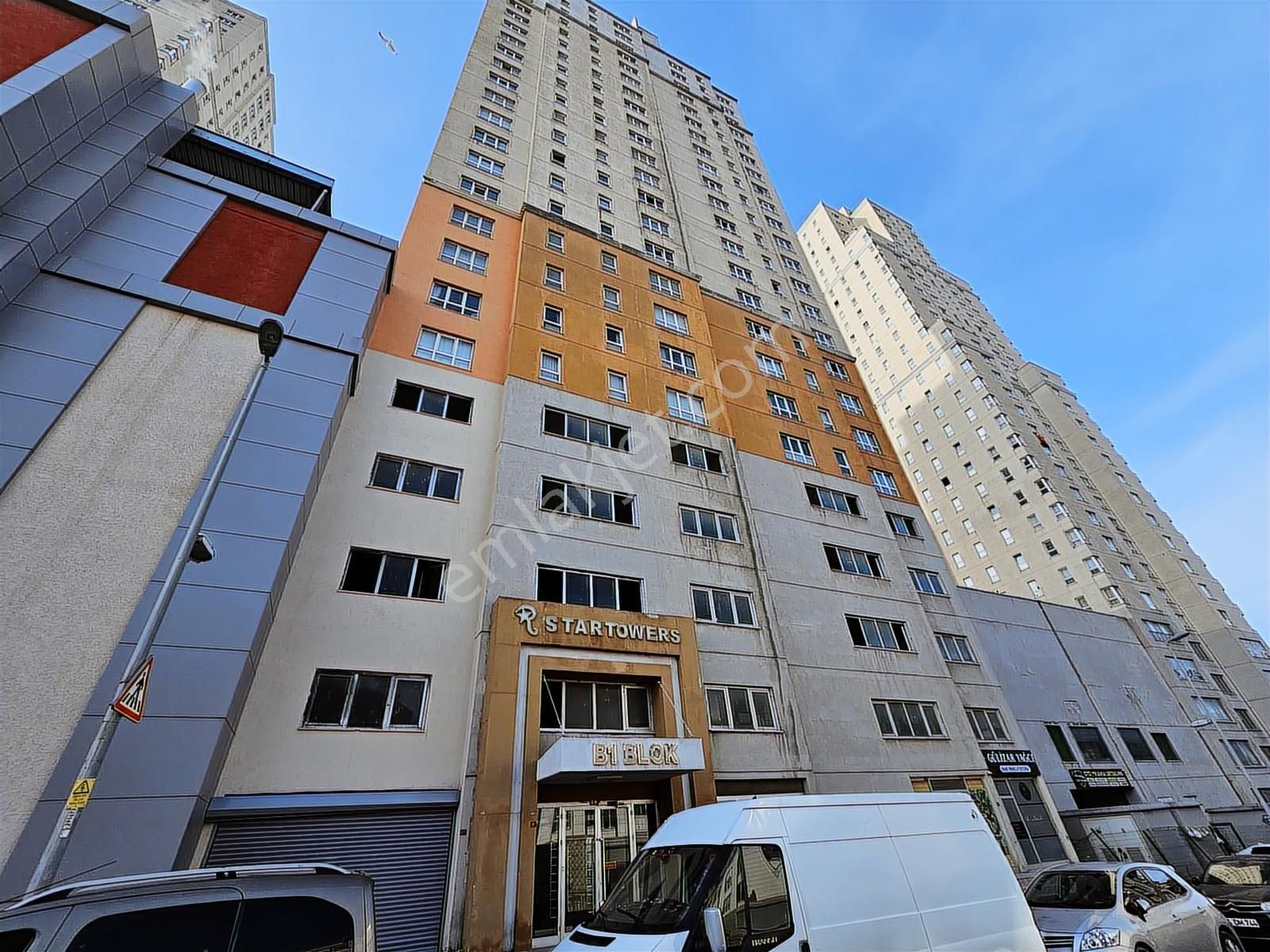 Star Towers Sitesi'de 2+1 115 M² Balkonlu Kiralık Sıfır Daire