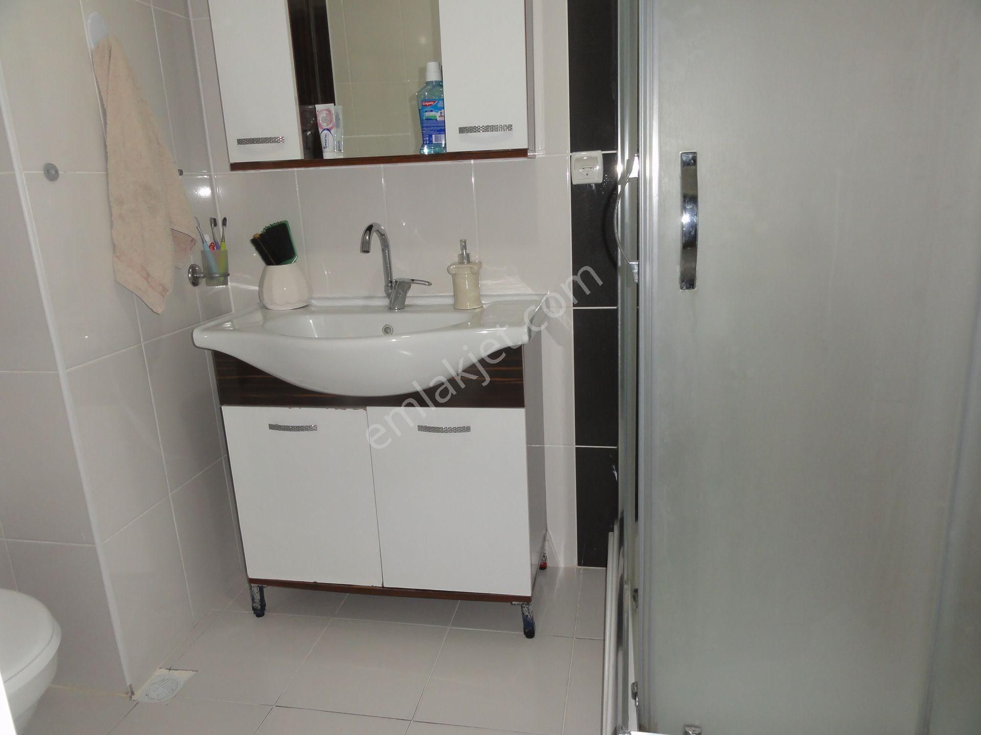 Dora'dan Pendik Şeyhlide İyi Lokasyonda 2+1 Ferah Daire - Görsel 8