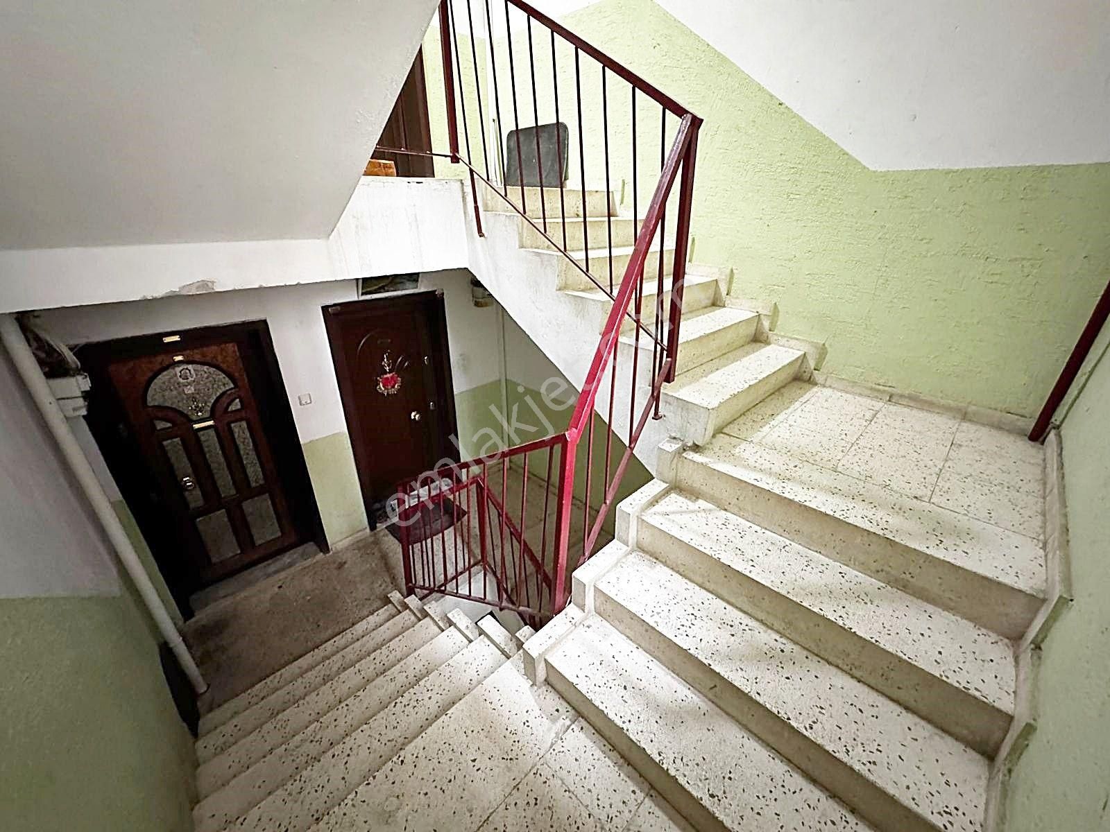 Yunus Emre Cad Yakını Orta Kat 3+1 Ön Cephe Bağımsız Geniş Full - Görsel 21