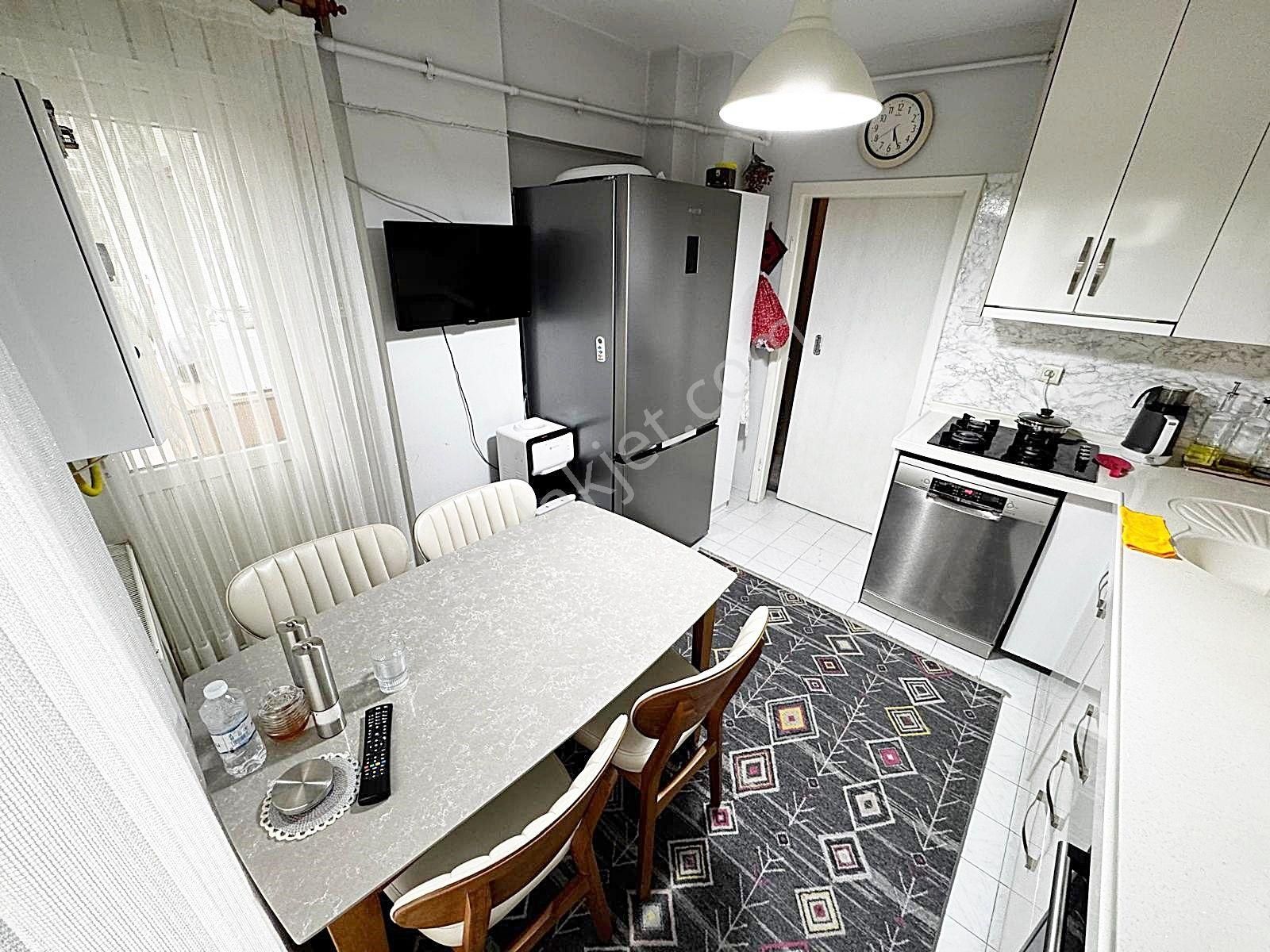 Yunus Emre Cad Yakını Orta Kat 3+1 Ön Cephe Bağımsız Geniş Full - Görsel 15