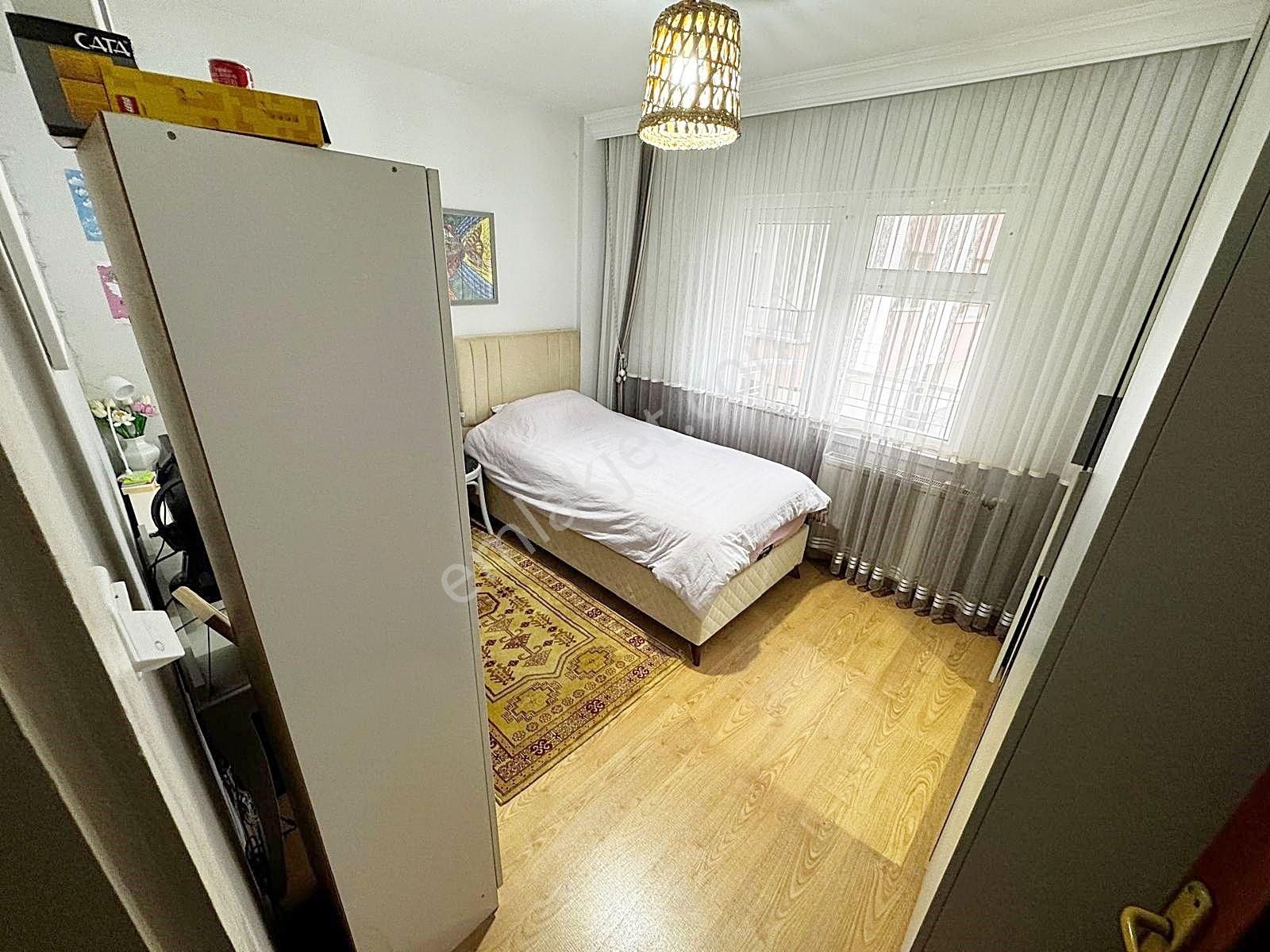 Yunus Emre Cad Yakını Orta Kat 3+1 Ön Cephe Bağımsız Geniş Full - Görsel 7