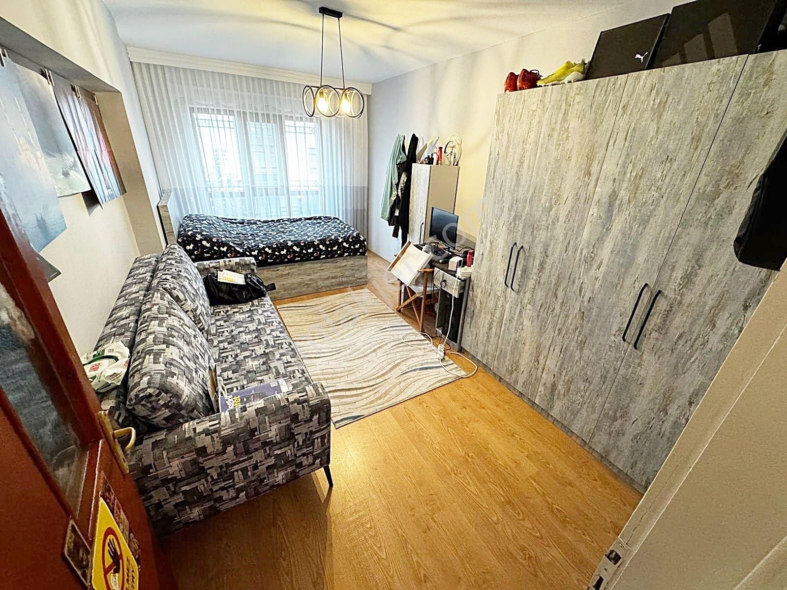 Yunus Emre Cad Yakını Orta Kat 3+1 Ön Cephe Bağımsız Geniş Full - Görsel 3