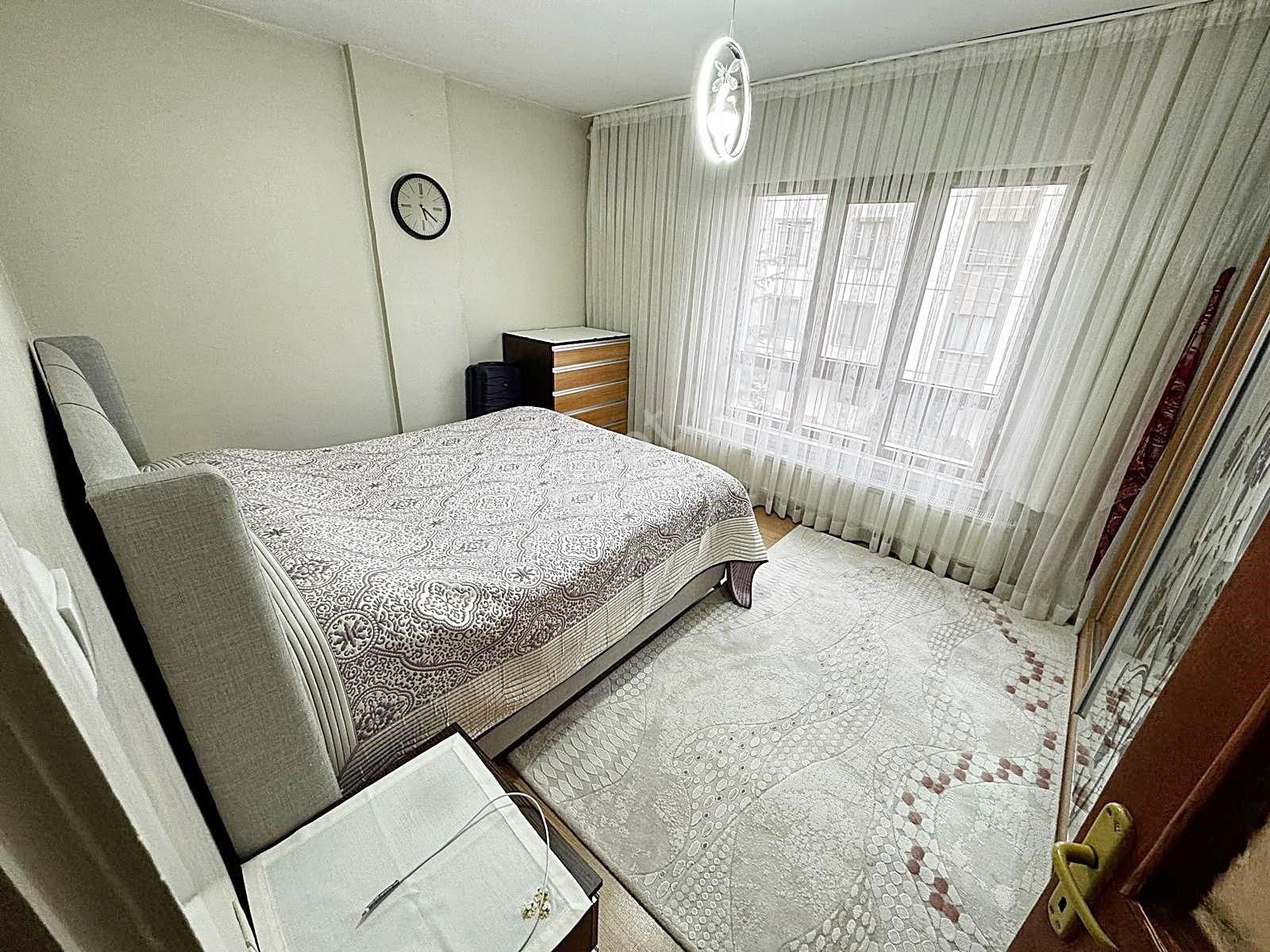 Yunus Emre Cad Yakını Orta Kat 3+1 Ön Cephe Bağımsız Geniş Full - Görsel 11