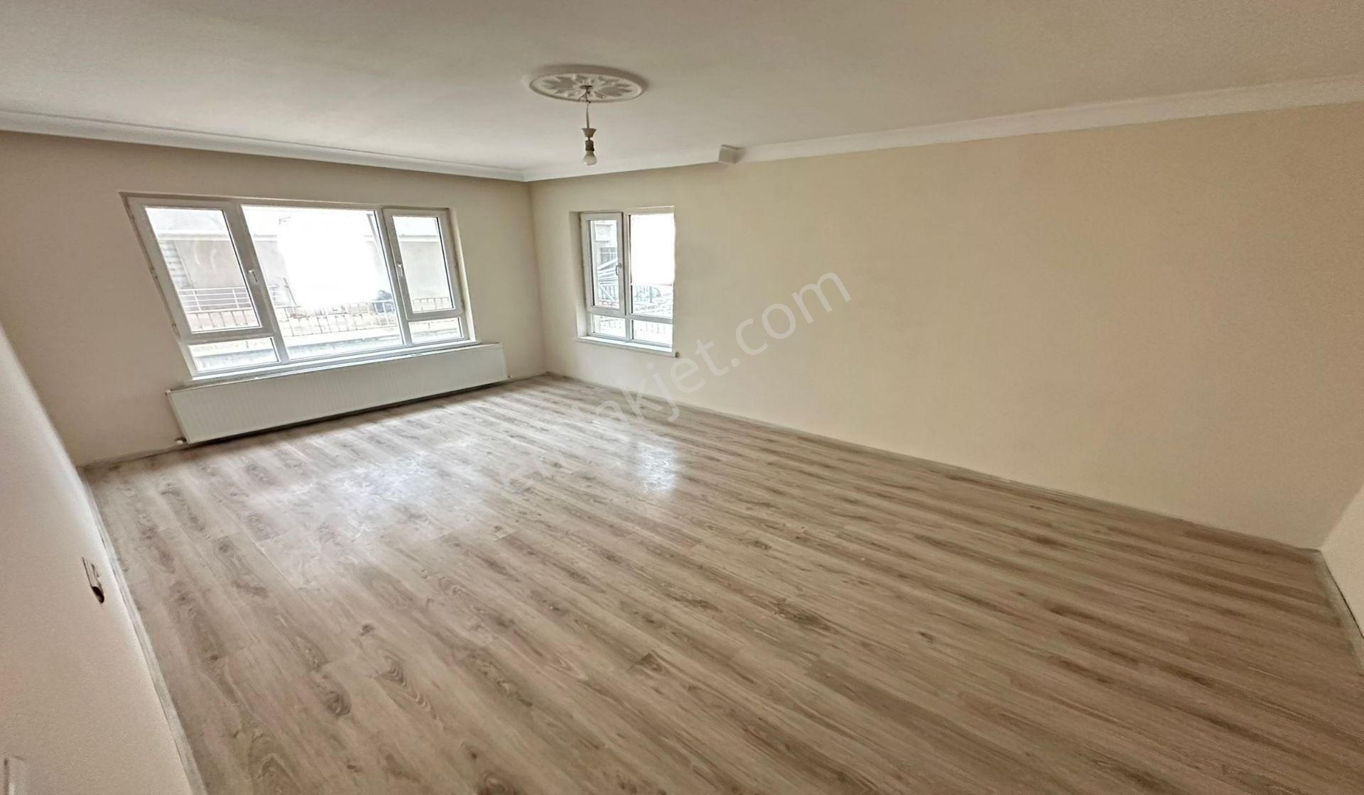 Atapark Çambaşı Caddesi Yakını 3+1 Asansörlü Genç Bina Masrafsız - Görsel 6