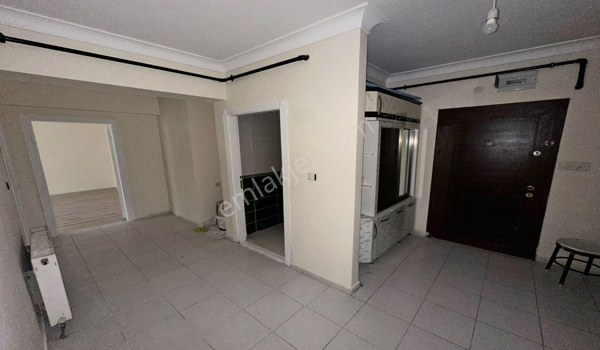 Atapark Çambaşı Caddesi Yakını 3+1 Asansörlü Genç Bina Masrafsız - Görsel 21