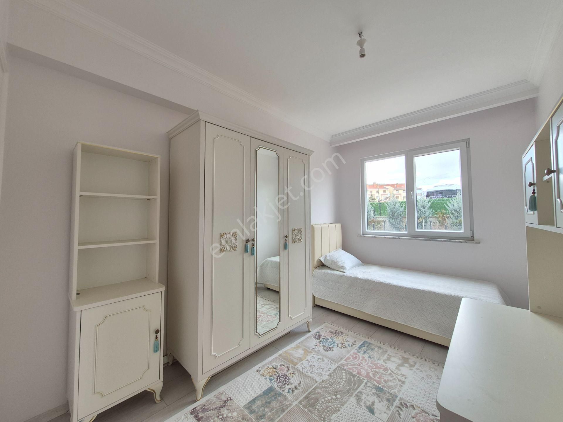 Genç Osman Caddesine Oldukça Yakın 4+1 Lüks Sıfır Yüksek Giriş Daire - Görsel 11