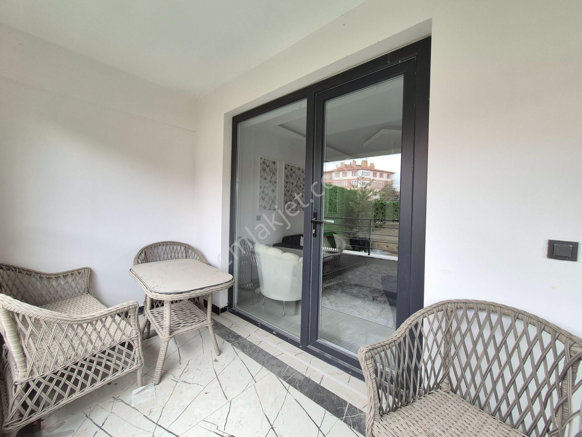 Genç Osman Caddesine Oldukça Yakın 4+1 Lüks Sıfır Yüksek Giriş Daire - Görsel 3