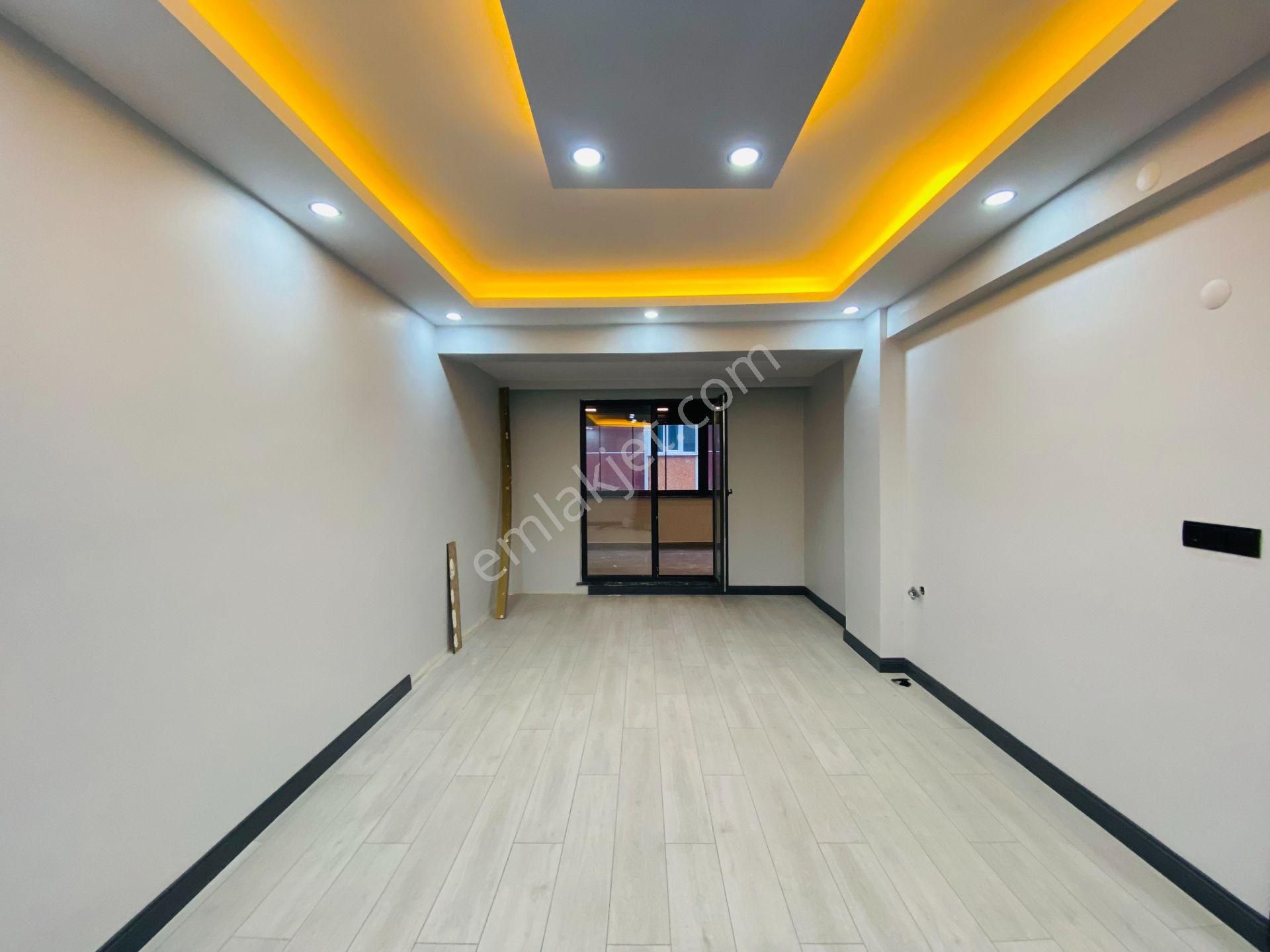 Güven'den Cadde Üstünde Cam Balkonlu,yerden Isıtmalı 2+1 Daire
