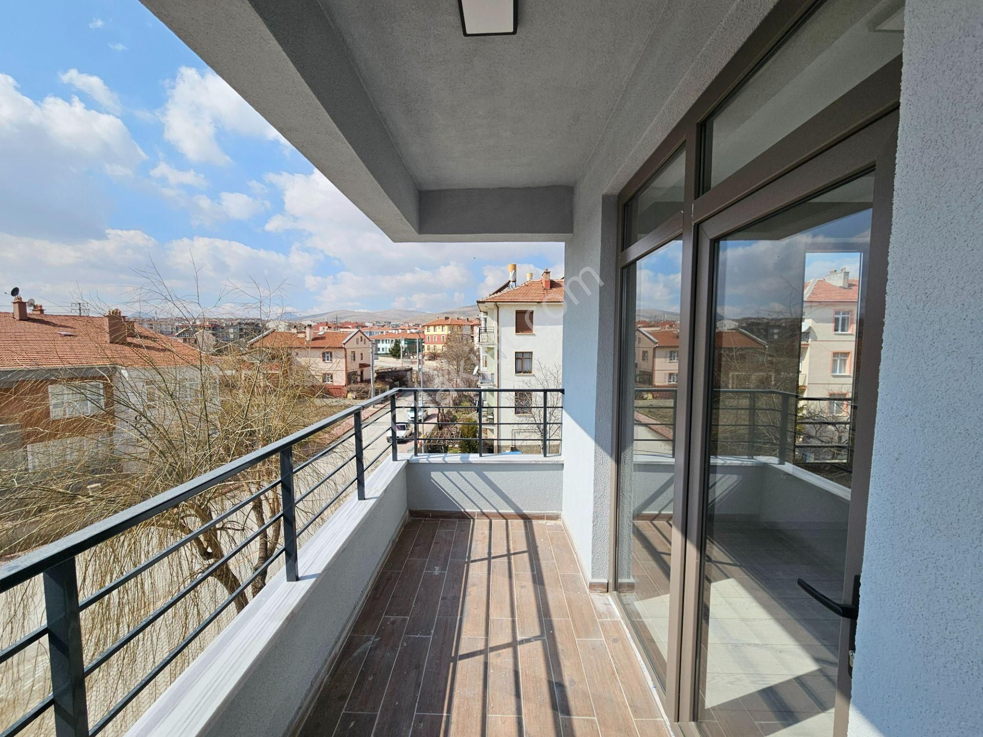 Ahmet Yesevi Caddesine Oldukça Yakın 2+1 Satılık Lüx Sıfır Daire‍ - Görsel 21